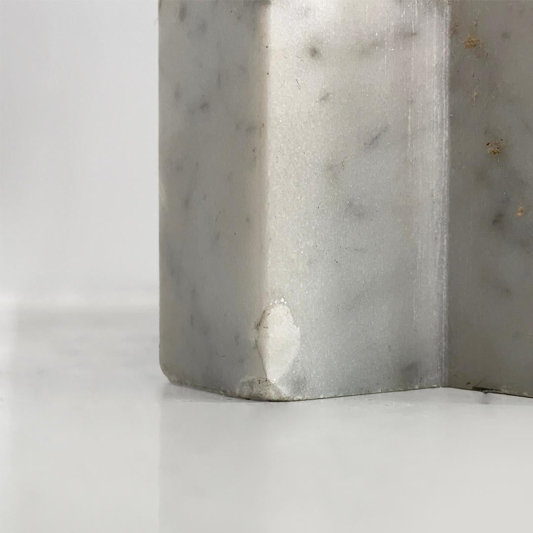 Italian modern rectangular coffe table in white marble by Carlo Scarpa, 1980s en venta 1