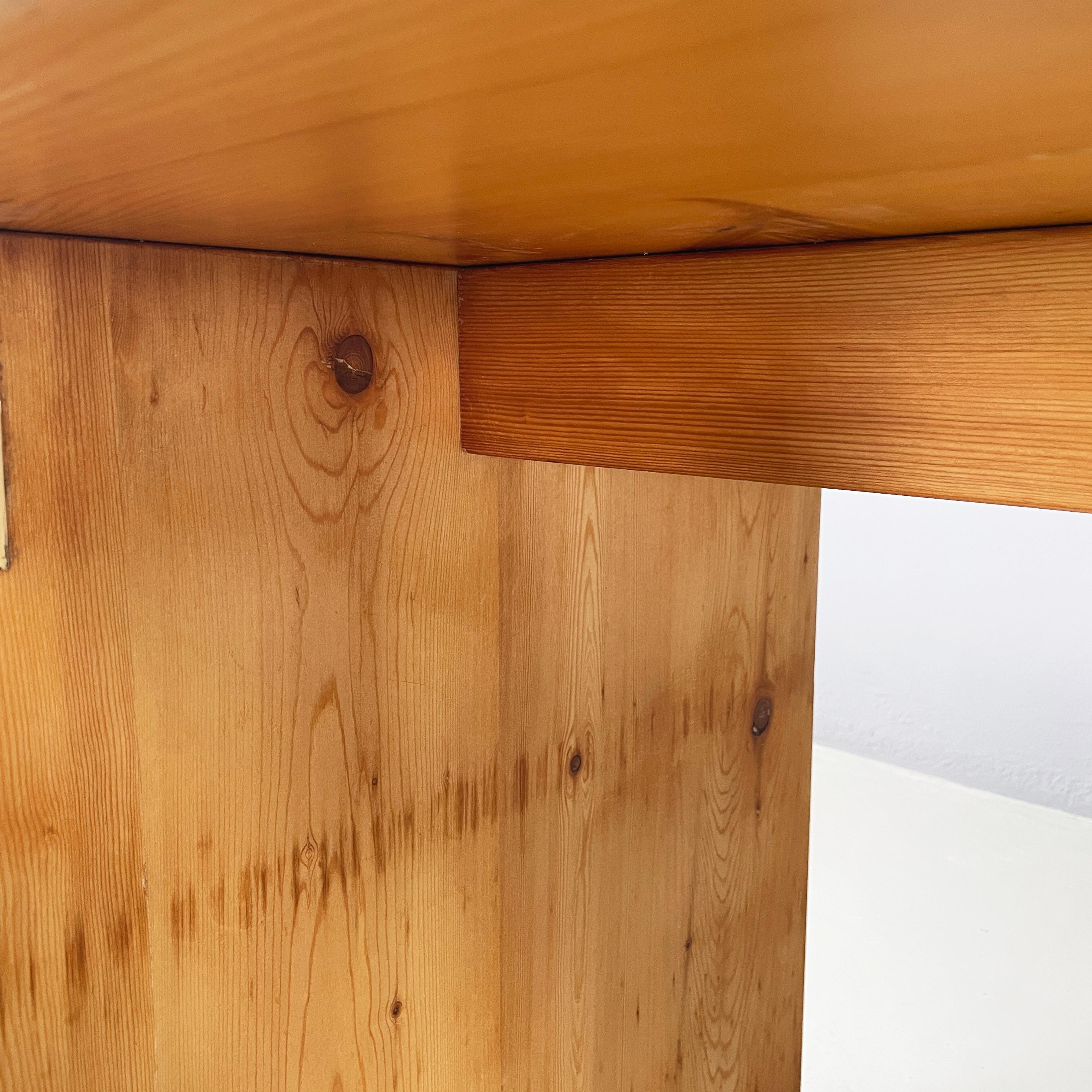 Italian modern Rectangular console table in wood, 1970s For Sale 6