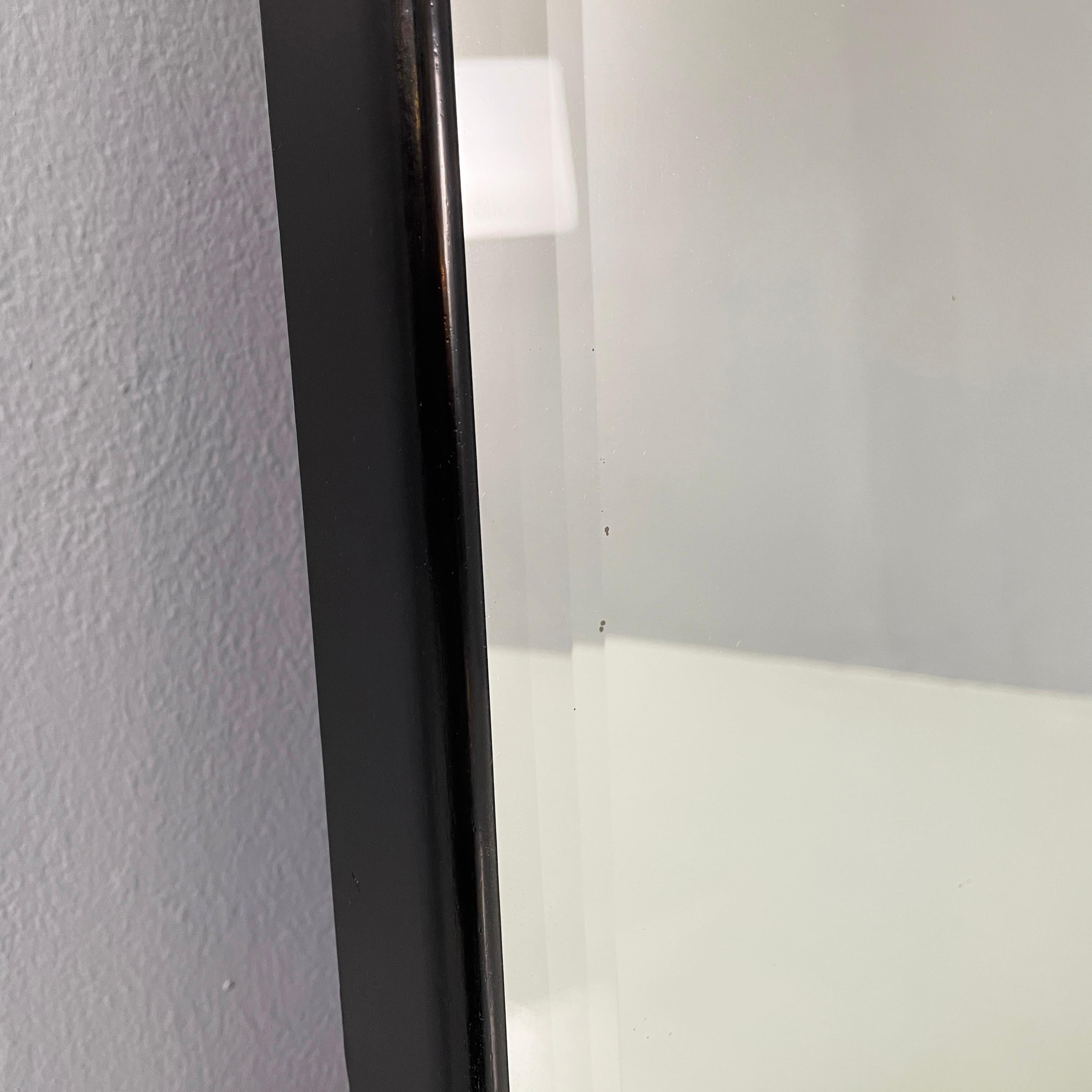 Miroir rectangulaire moderne italien avec cadre en bois noir, années 1990 en vente 2