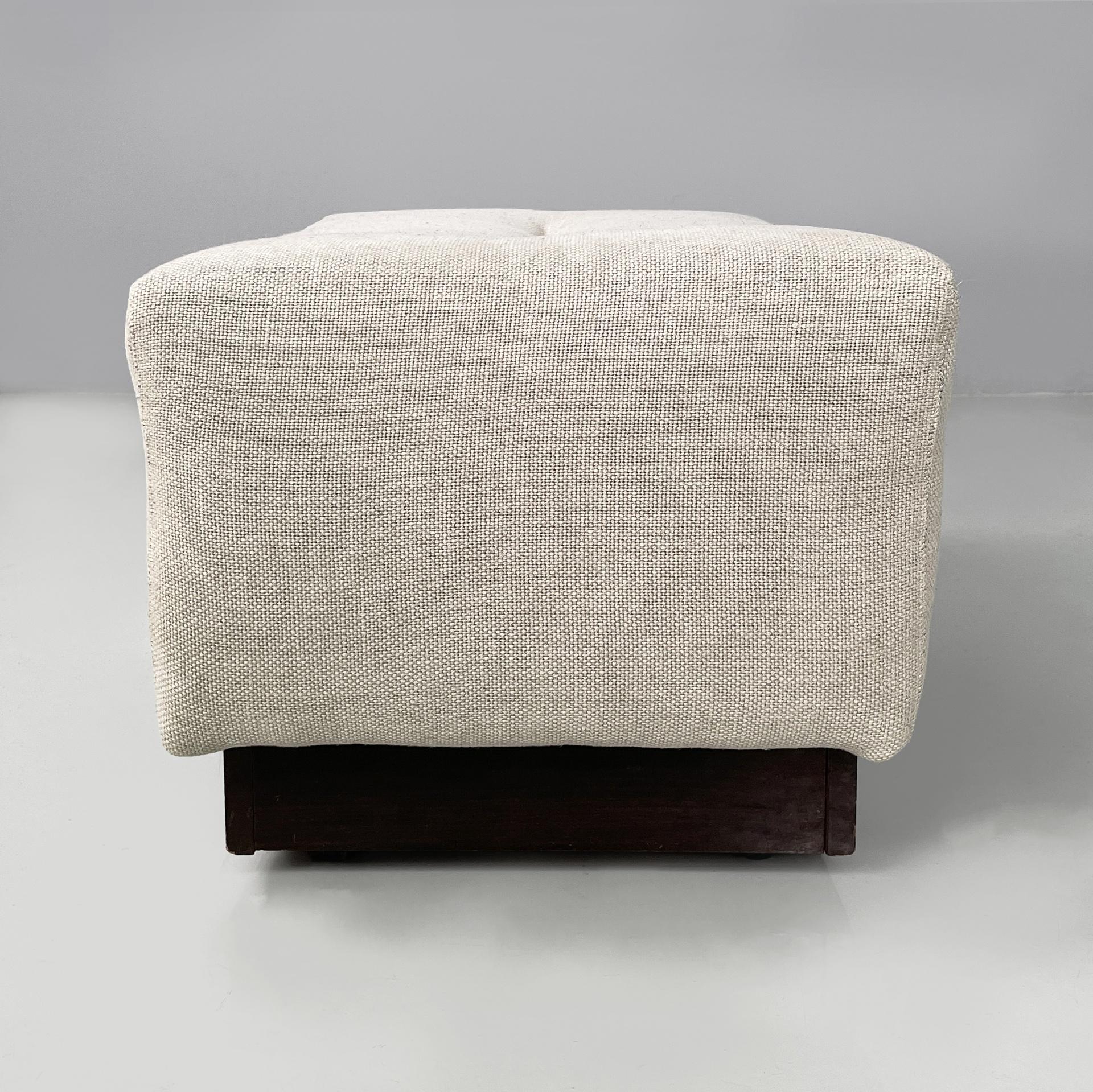 Puf rectangular moderno italiano de madera y tela beige, años 70 Italiano en venta