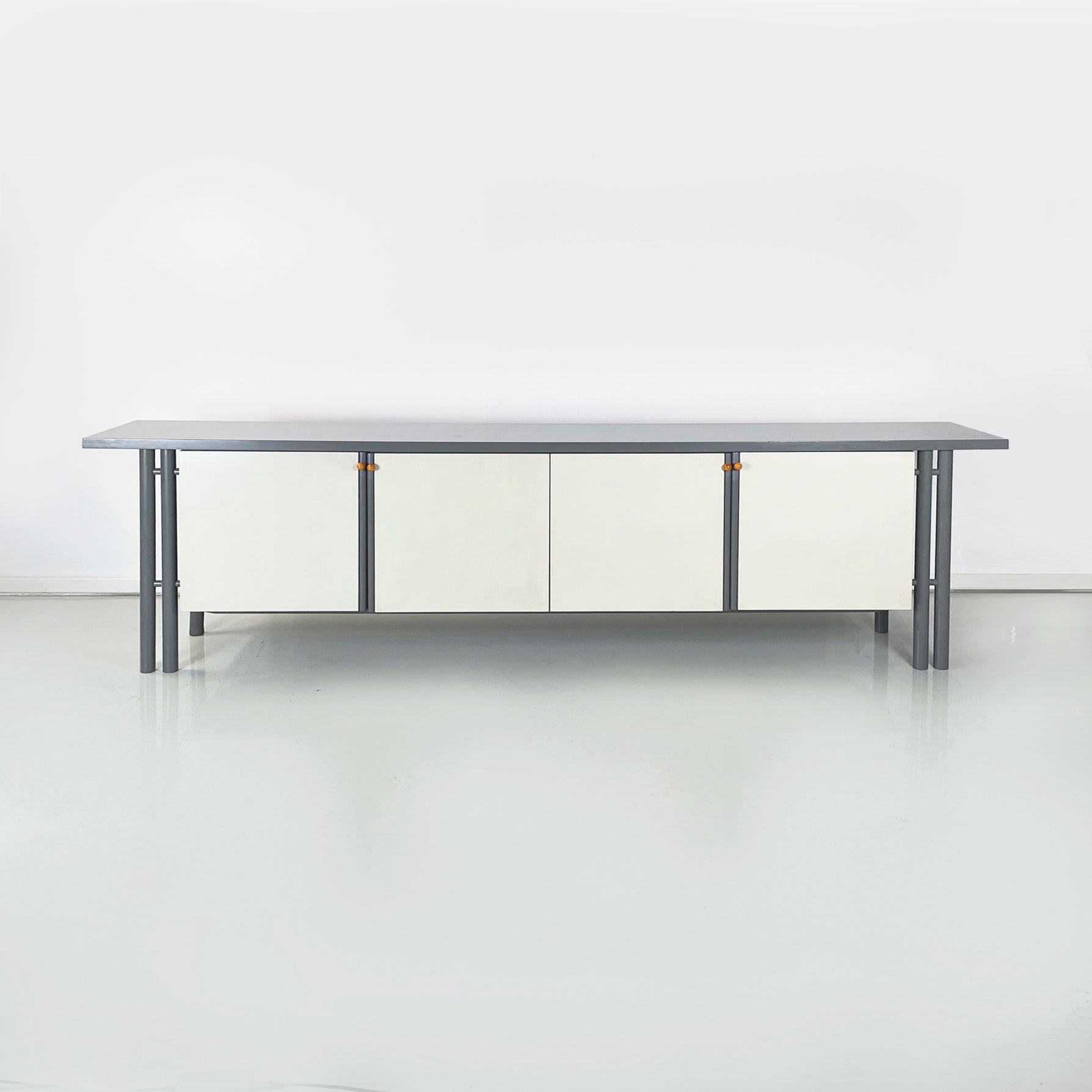 Italian Modern Rectangular Sideboard in Gray and White Wood, 1980s