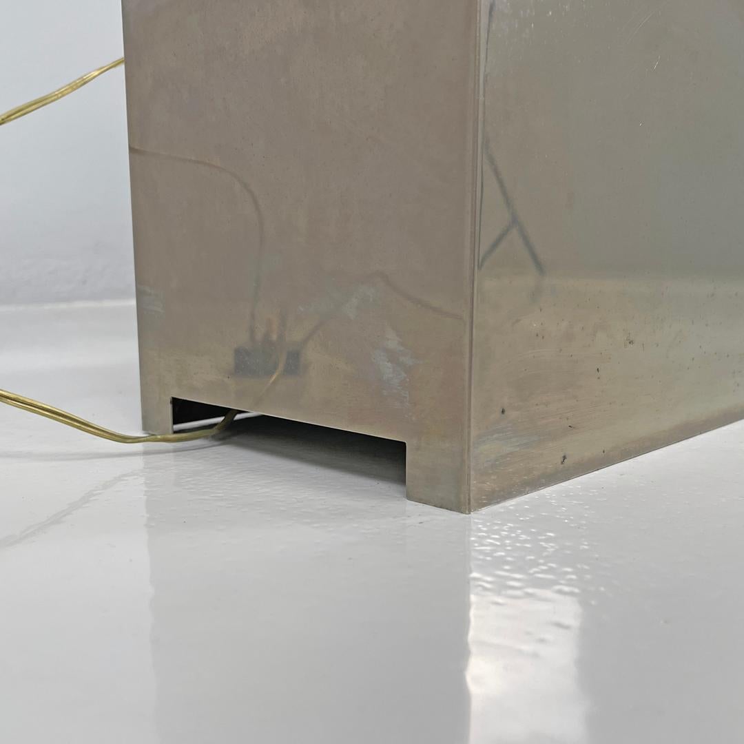 Italian modern rectangular table lamp in metal and transparent plexiglass, 1970s For Sale 11