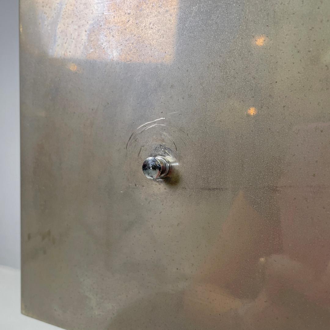 Italian modern rectangular table lamp in metal and transparent plexiglass, 1970s For Sale 13