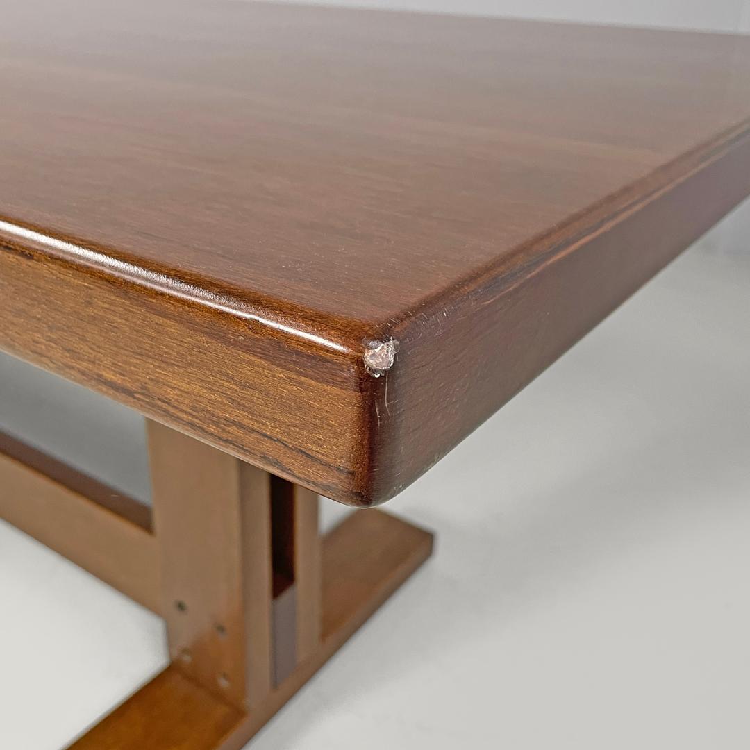 Italian modern rectangular wooden dining room table with two central beams 1970s en venta 4