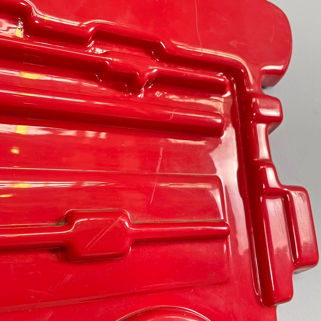 Enseigne publicitaire italienne moderne rouge Valentine Ettore Sottsass pour Olivetti 1970 en vente 10