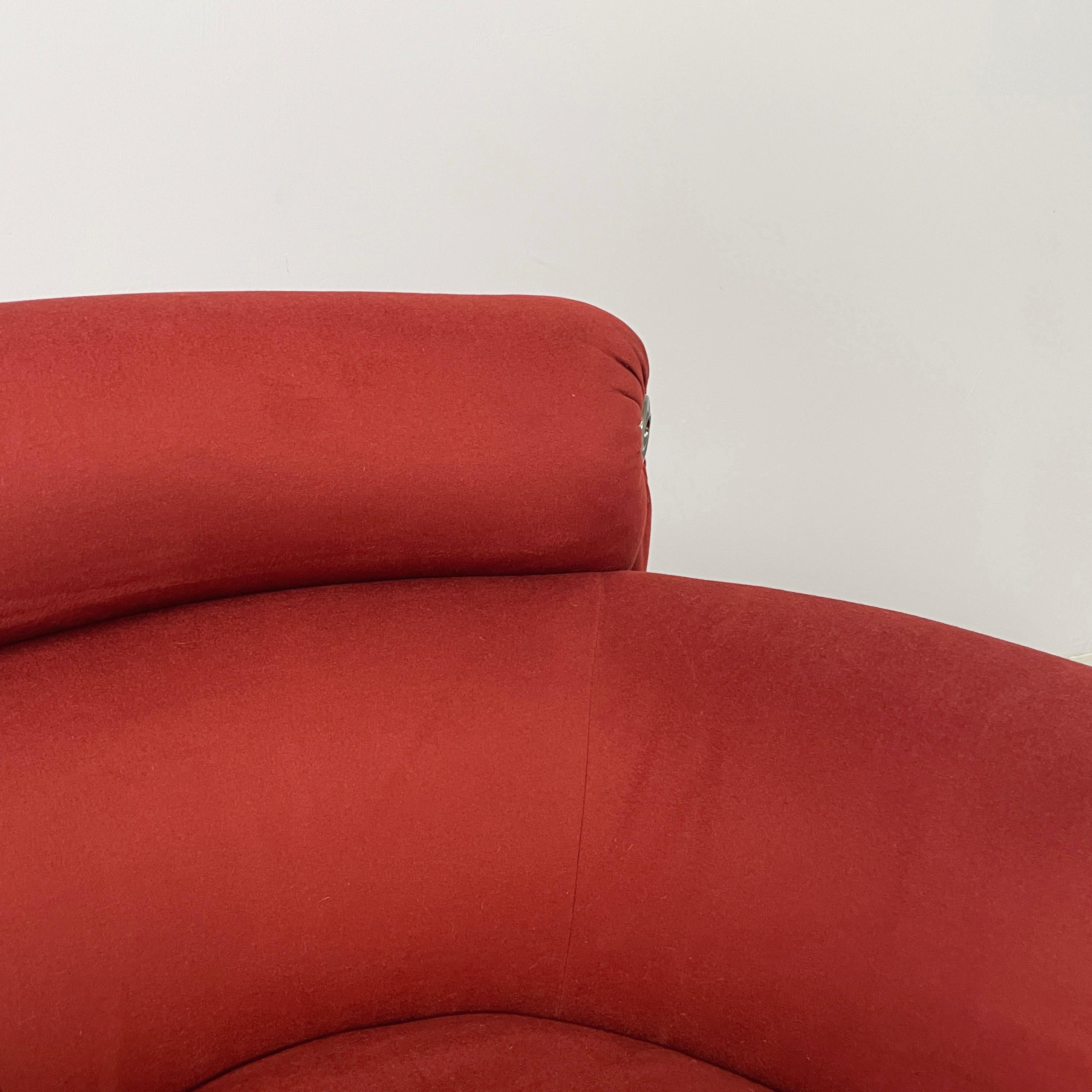 Sillón moderno italiano Toro rojo de Luigi Caccia Dominioni para Azucena, años 80 finales del siglo XX en venta