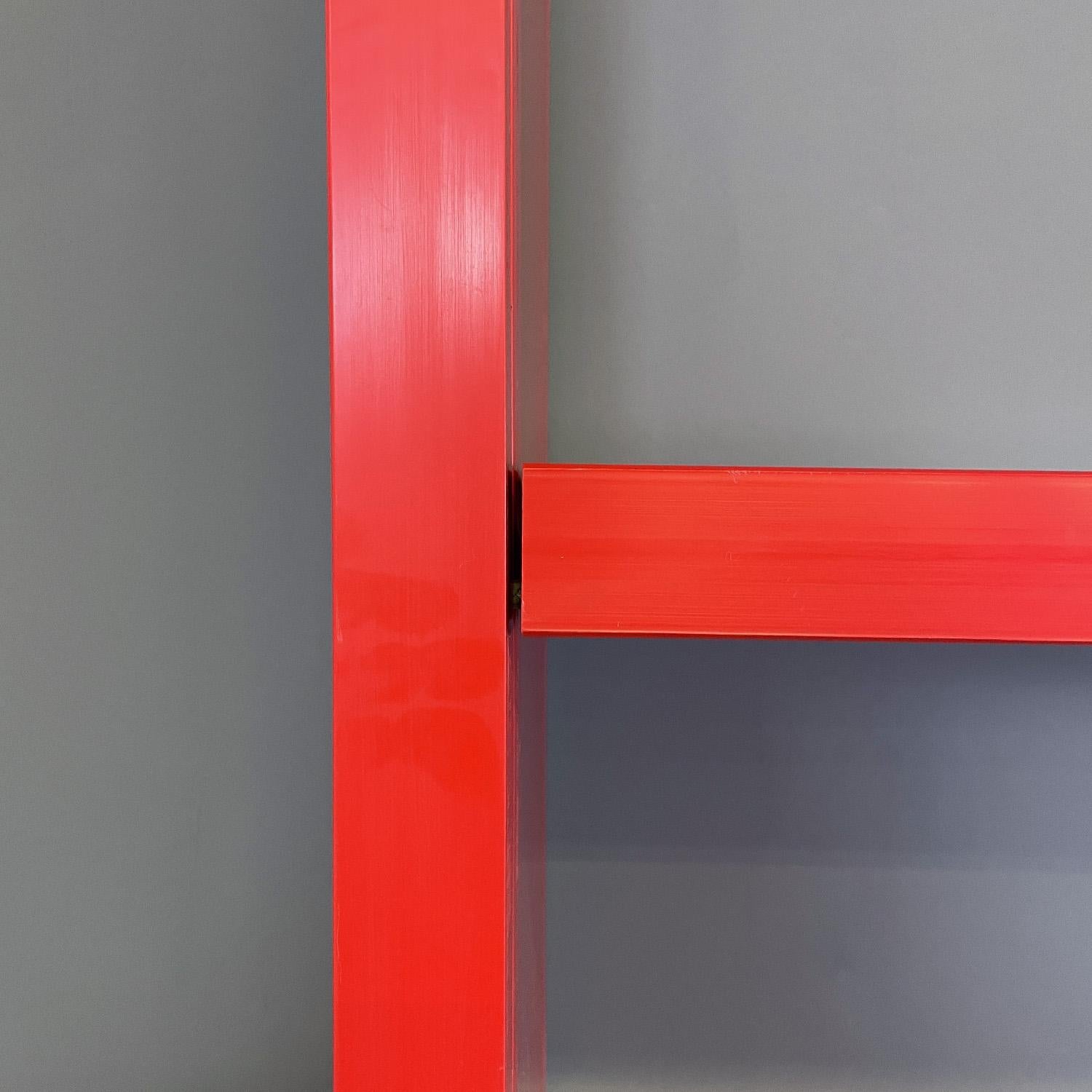 Italian modern red bookcase Dodona 300 by Ernesto Gismondi for Artemide, 1970s 4