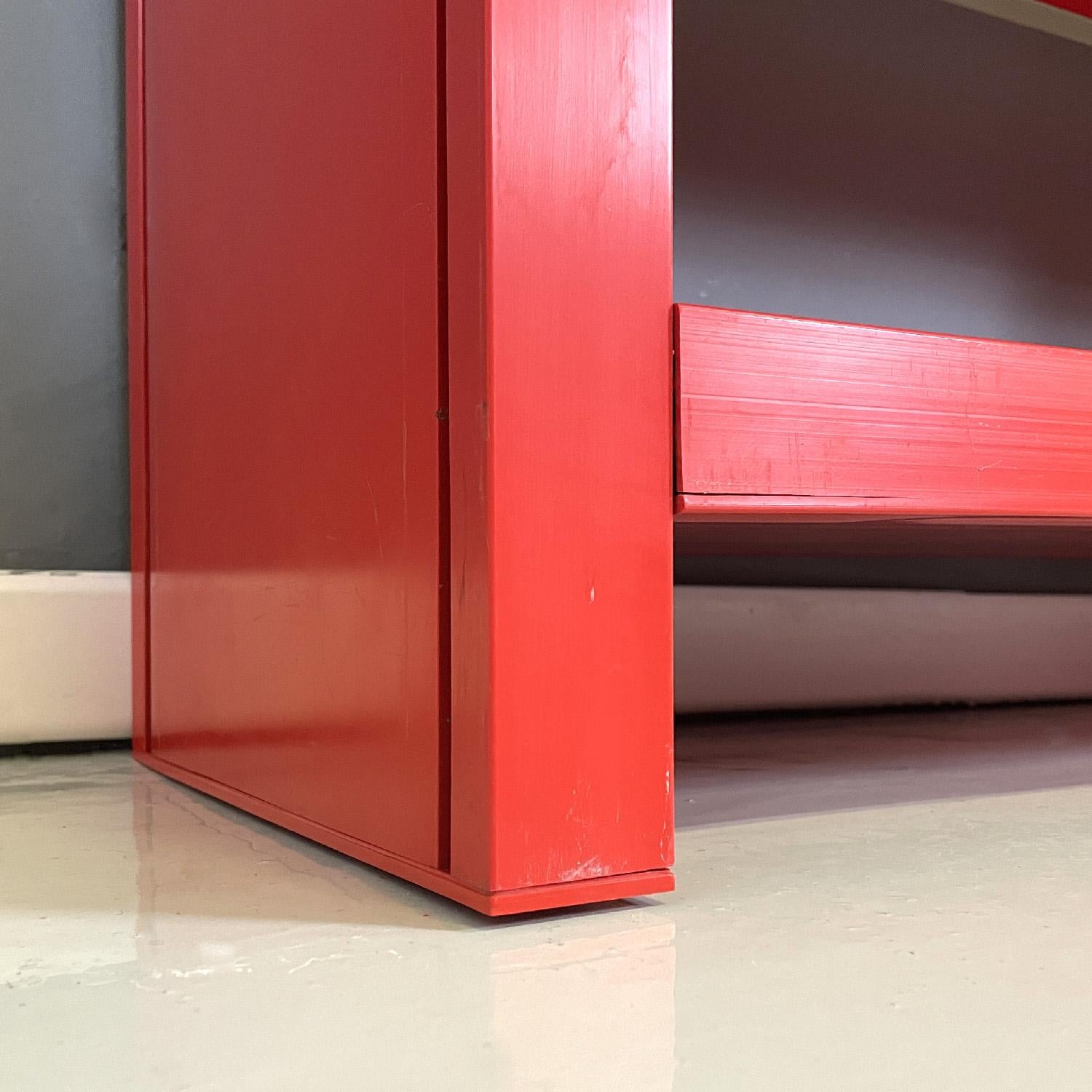 Italian modern red bookcase Dodona 300 by Ernesto Gismondi for Artemide, 1970s 5