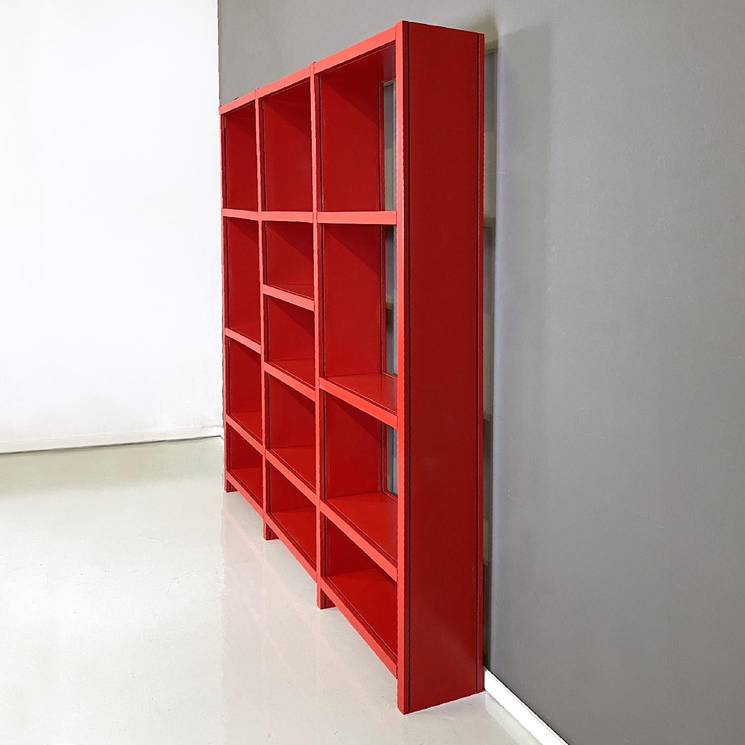 Modern Italian modern red bookcase Dodona 300 by Ernesto Gismondi for Artemide, 1970s