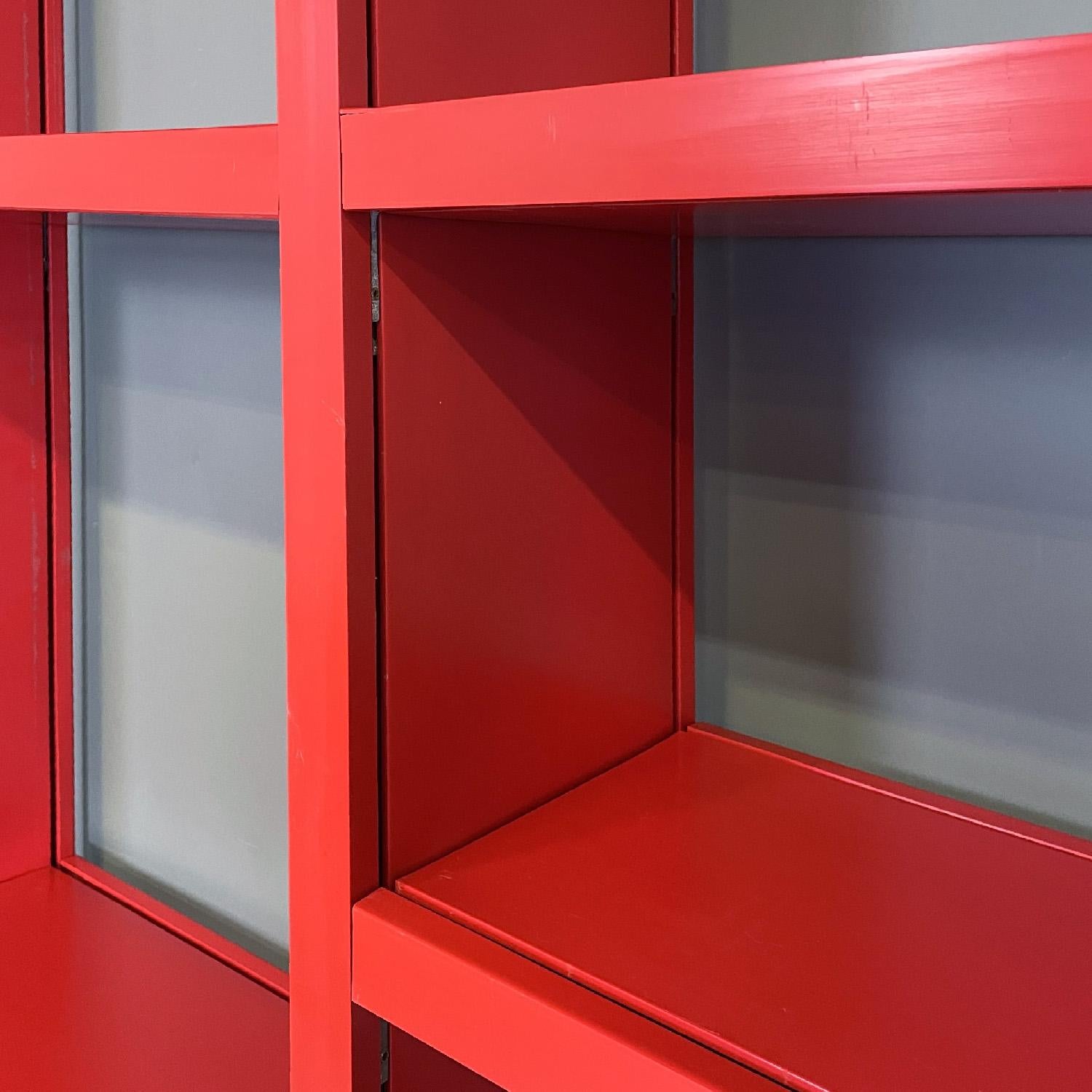 Italian modern red bookcase Dodona 300 by Ernesto Gismondi for Artemide, 1970s 3