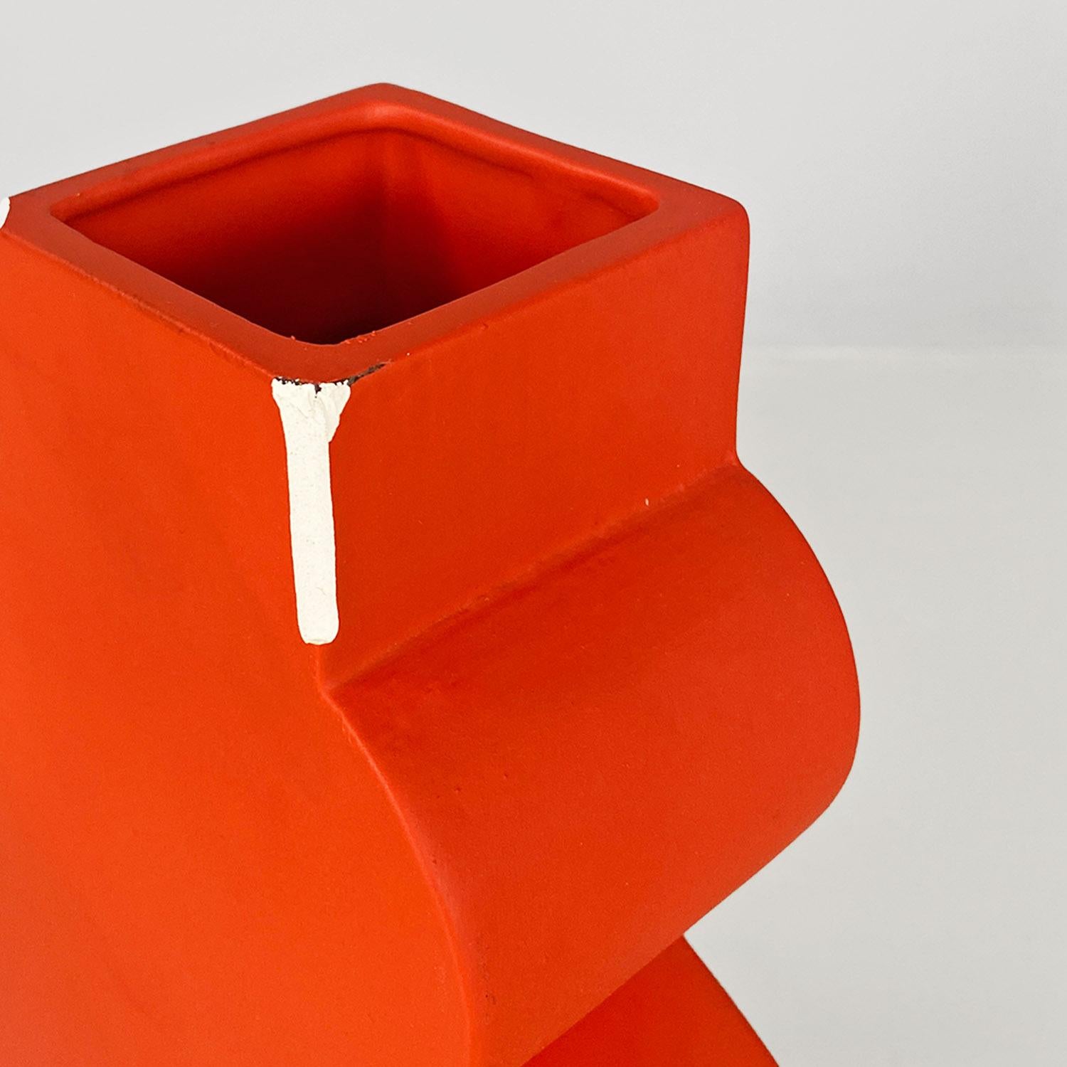 Moderne italienische Picassa-Vasenskulptur aus roter Keramik von Florio Pac Paccagnella 2023 im Angebot 1