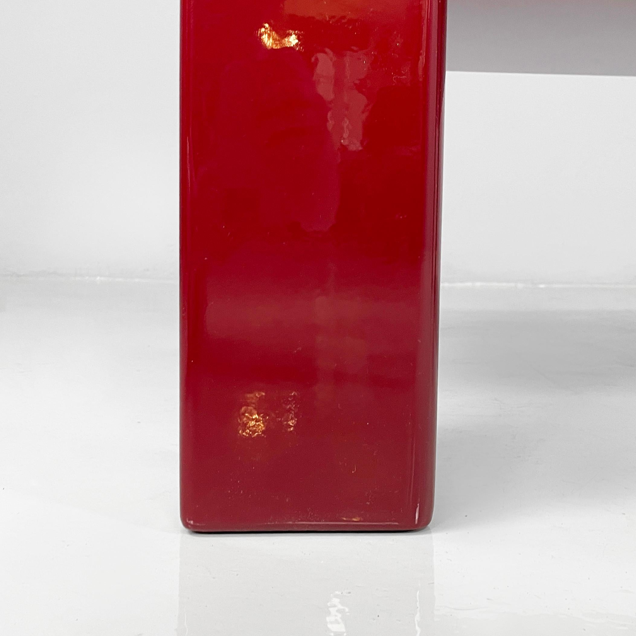 Table basse moderne italienne rouge Ming par Kazuhide Takahama pour Gavina, années 1980 en vente 5