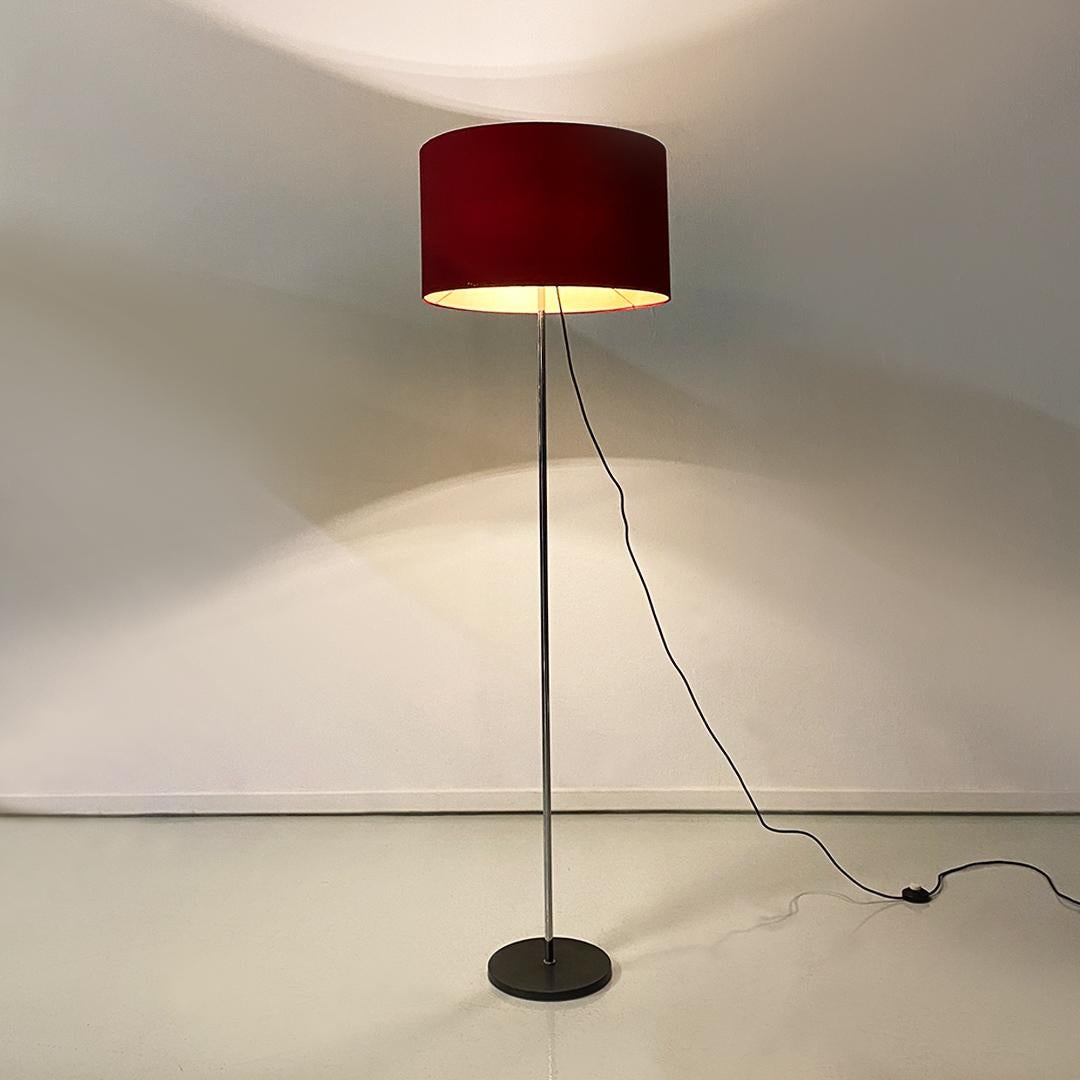 Italian Modern Red Fabric Black Metal and Steel Adjustable Height Lamp, 1970 In Good Condition In MIlano, IT