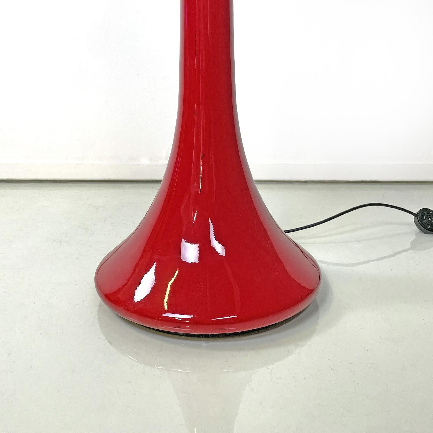 Italian modern red floor lamp Lampione by Fabio Lenci for Guzzini, 1970s 3