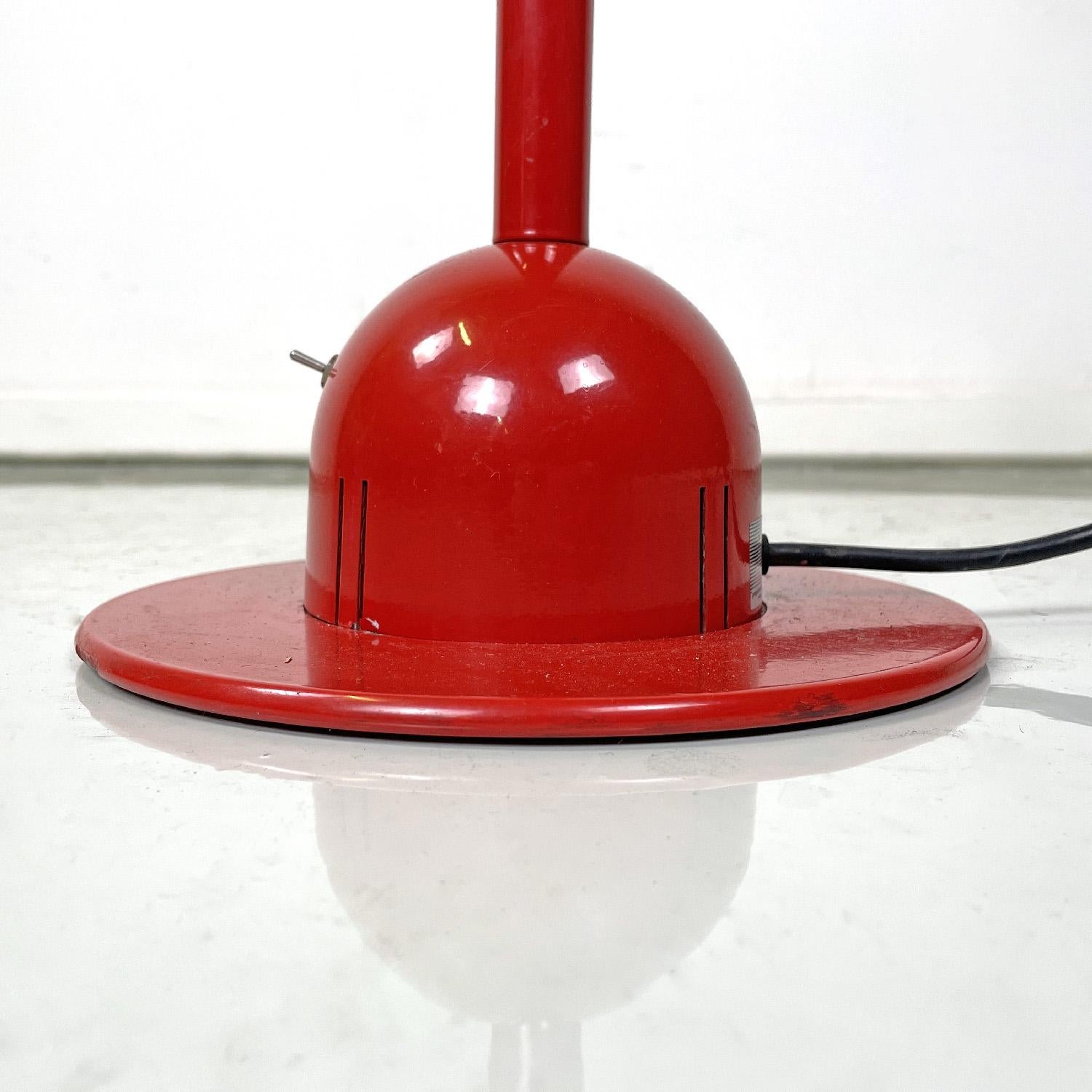 Italian modern red floor lamp Mira by Mario Arnaboldi for Programmaluce, 1980s For Sale 9