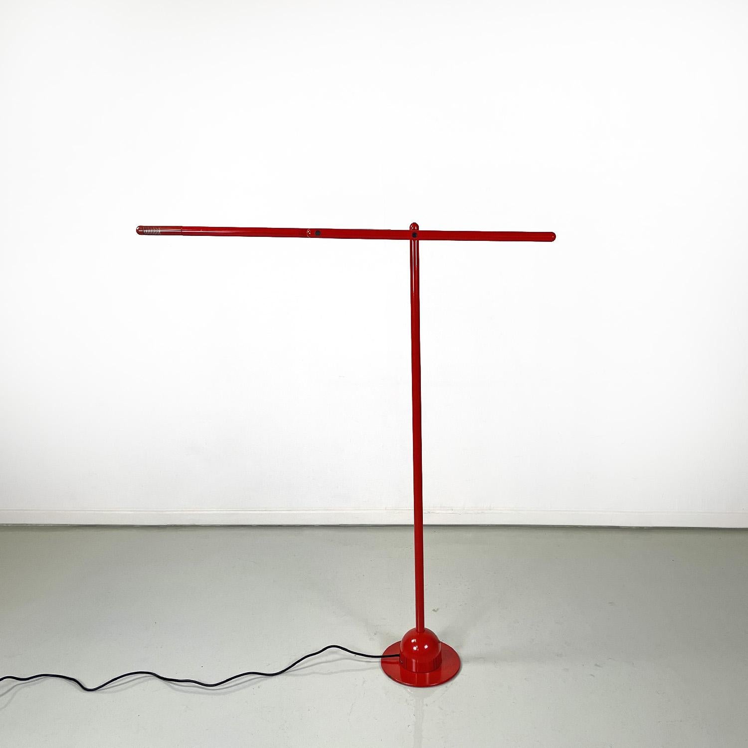 Metal Italian modern red floor lamp Mira by Mario Arnaboldi for Programmaluce, 1980s For Sale