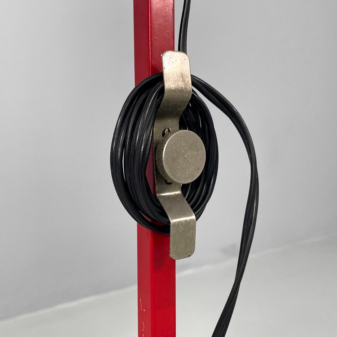 Lampadaire rouge moderne italien Toio de Castiglioni pour Flos, 1970 en vente 11