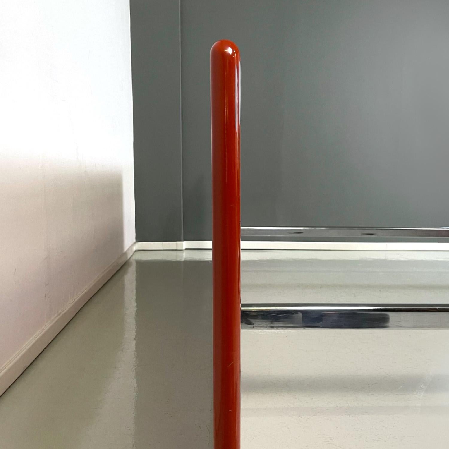 Italian modern red lacquered wood metal bed by Takahama for Simon Gavina, 1970s For Sale 3