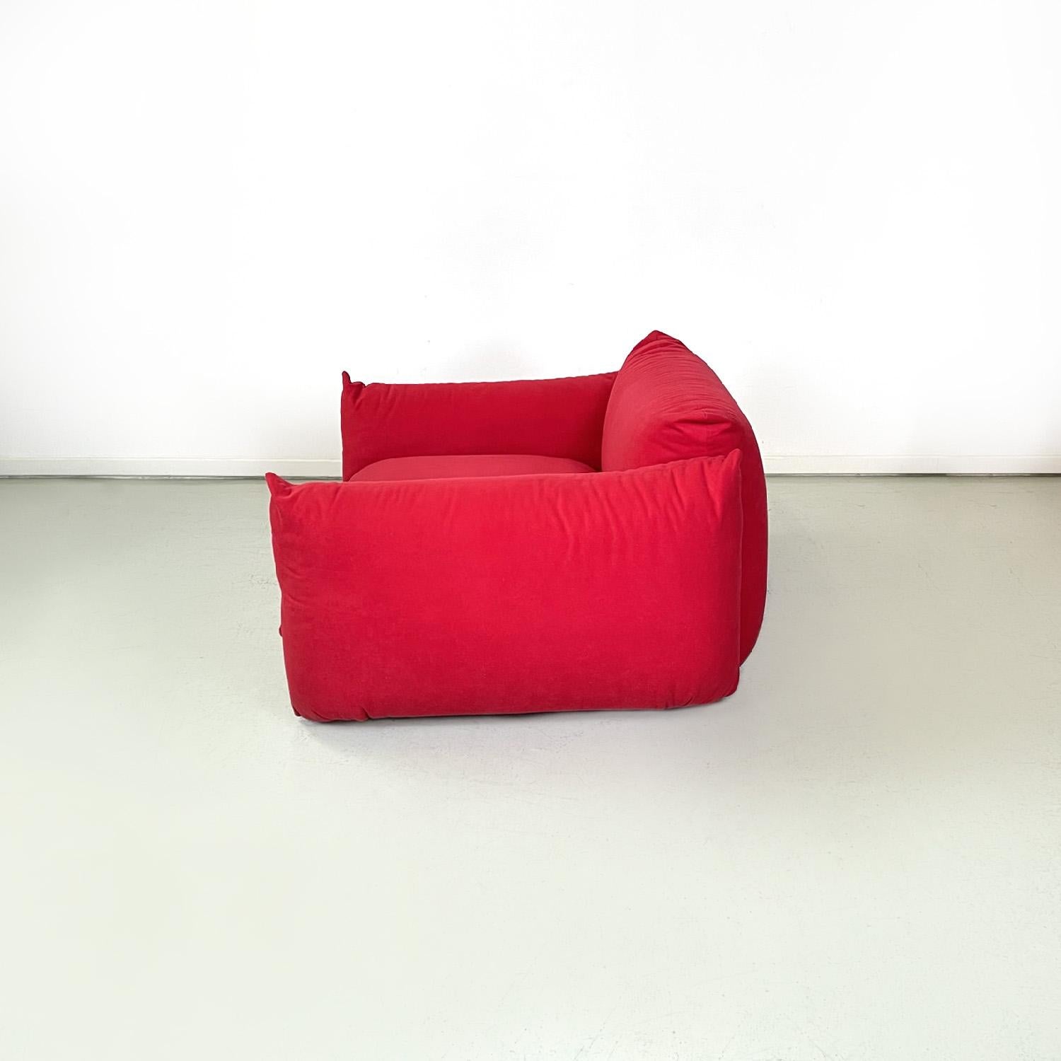 Metal Italian modern red living room Marenco by Mario Marenco for Arflex, 1970s For Sale