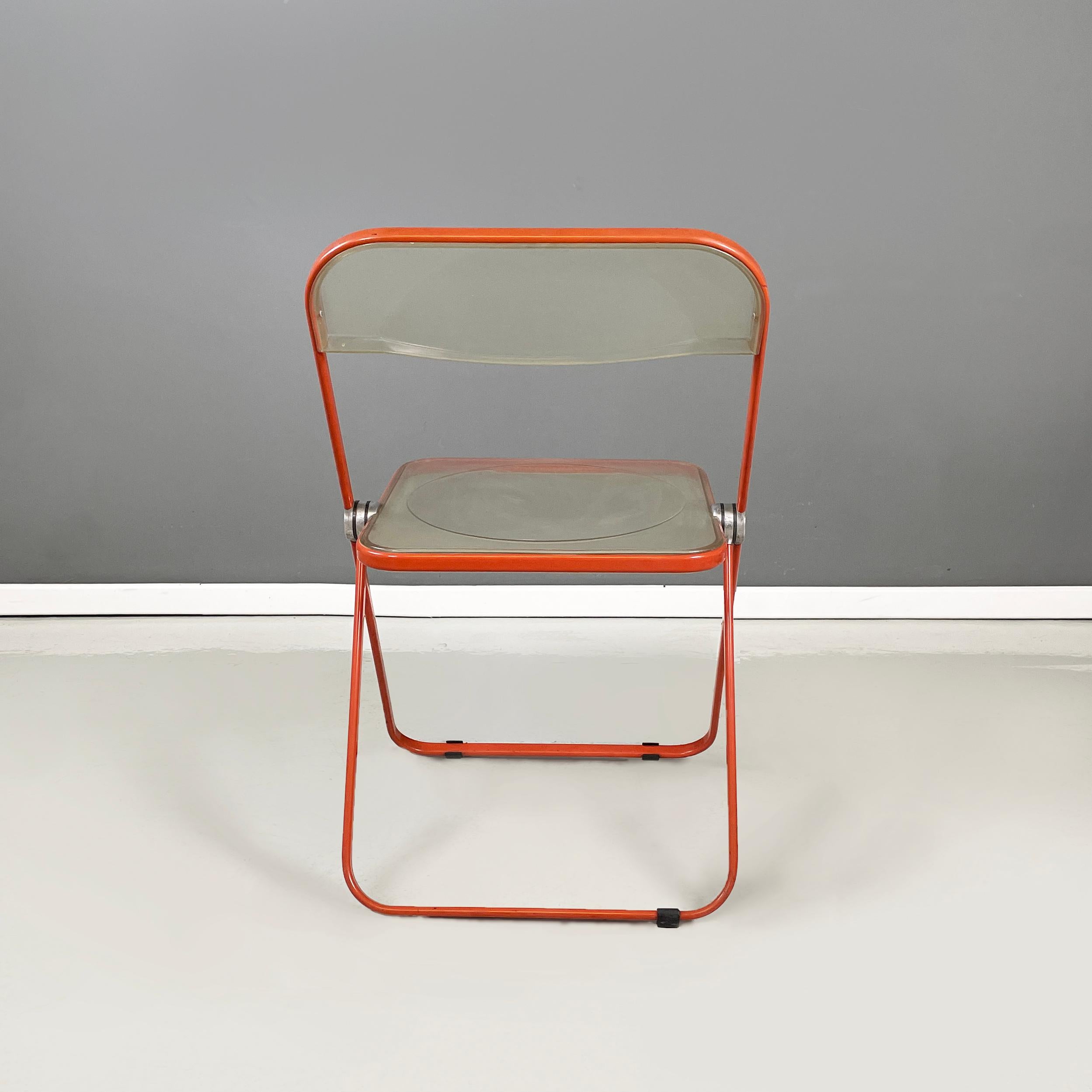 Fine XX secolo Sedie Foldes italiane moderne in metallo rosso ABS Plia Piretti Anonima Castelli, anni '70 in vendita