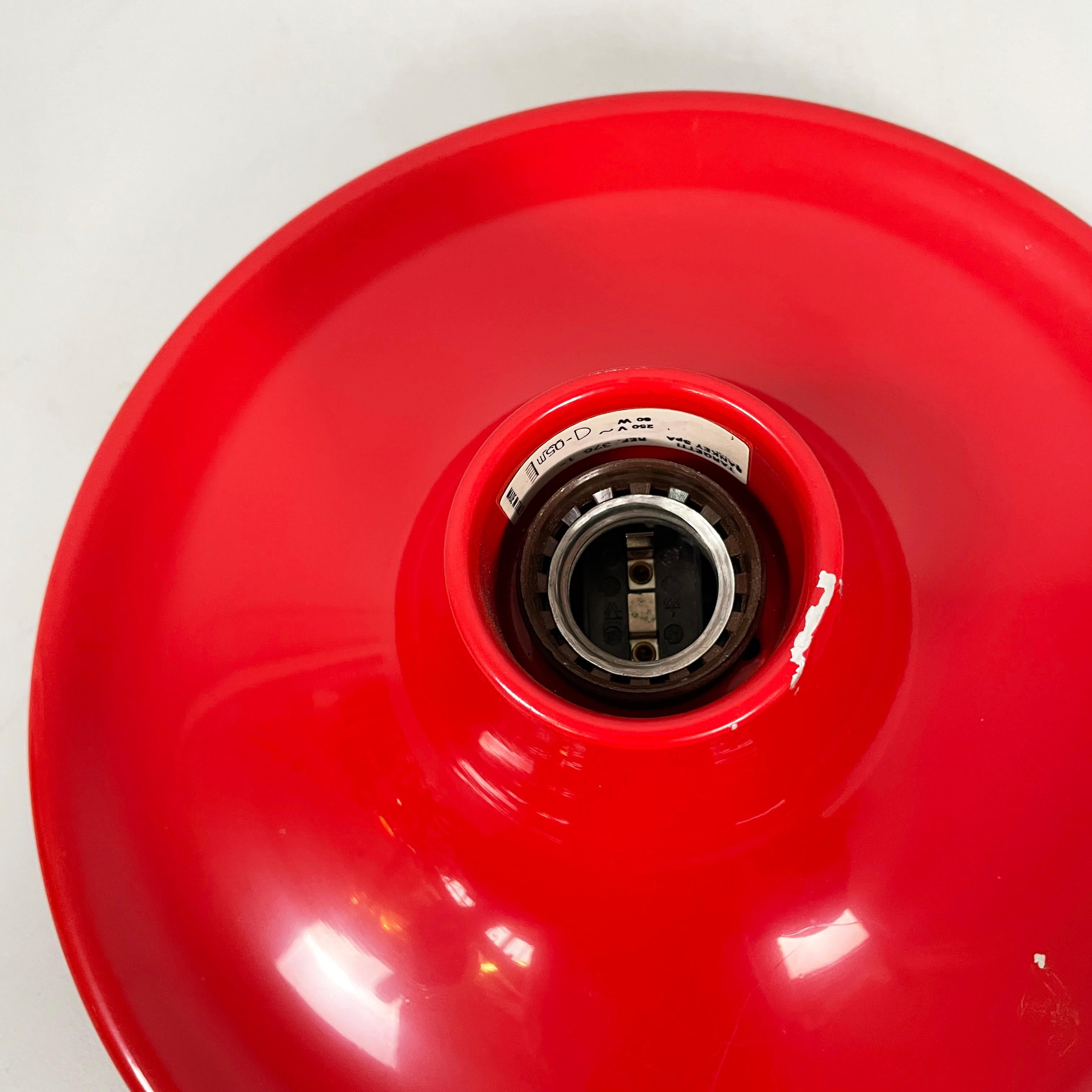 Lampada da parete moderna italiana in metallo rosso di Targetti Sankey, anni '70 in vendita 2