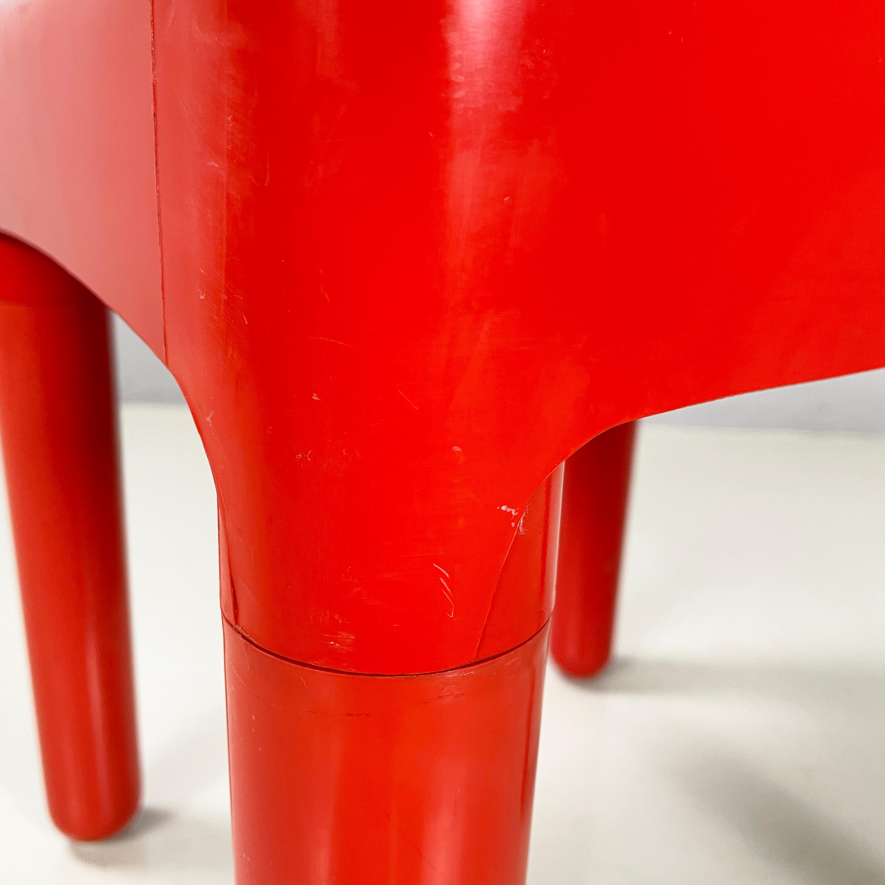 Italian modern red plastic chairs 1050 by Marcello Siard for Longato, 1970s For Sale 11