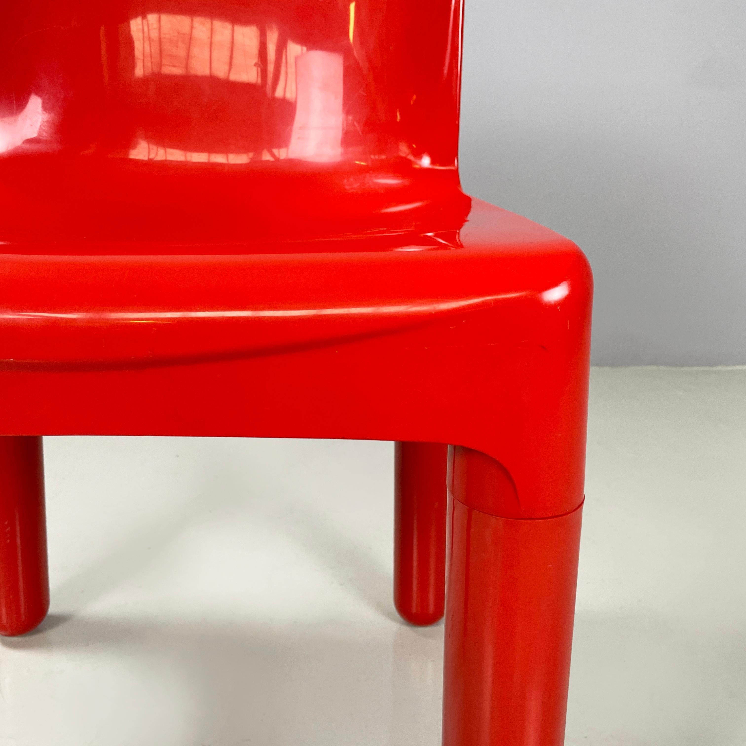 Italian modern red plastic chairs 1050 by Marcello Siard for Longato, 1970s For Sale 3