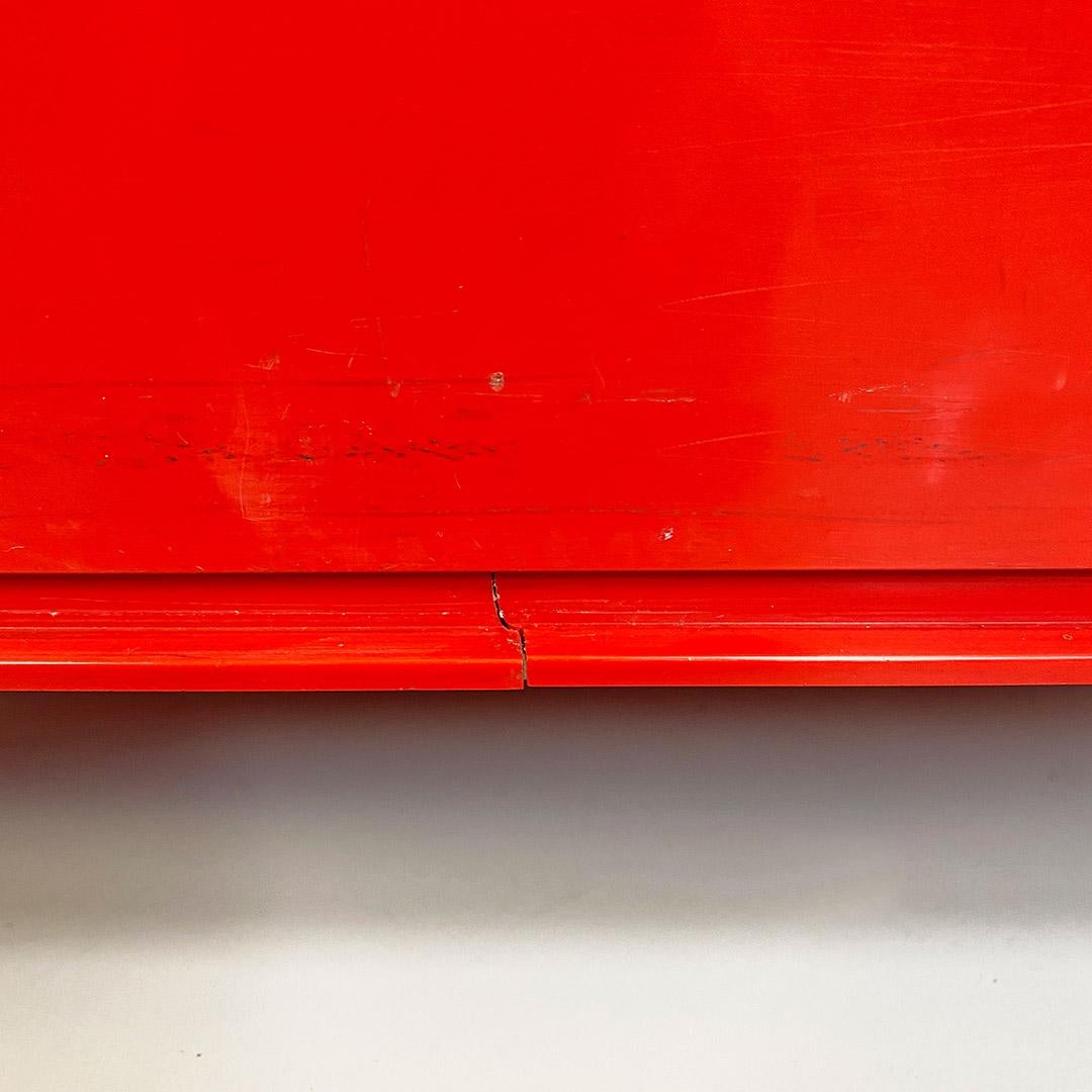 Commode modulaire moderne italienne en plastique rouge 4602 de Fussel Kartell, 1970 en vente 8