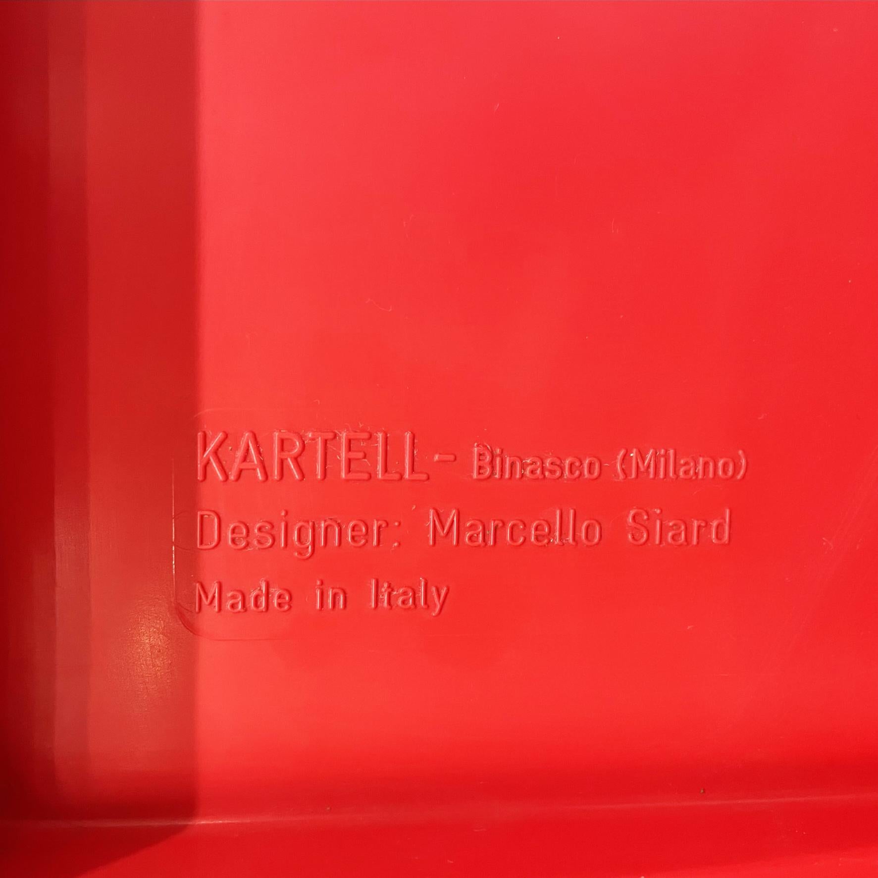 Italian modern Red plastic shelves by Marcello Siard for Kartell, 1970s For Sale 4
