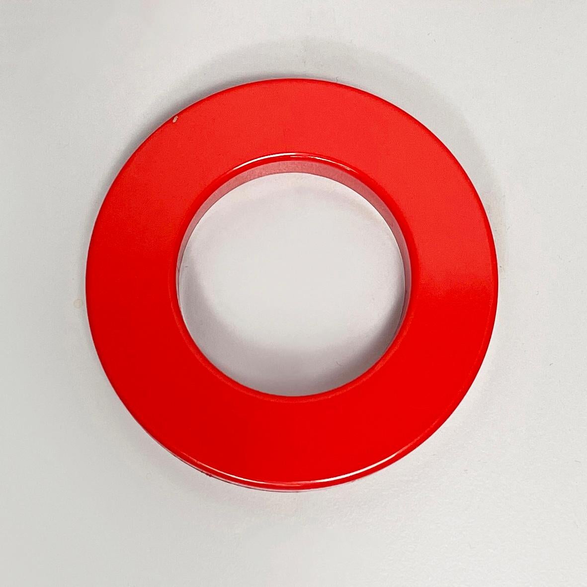 Italienische moderne rote Ringe für den ewigen Wandkalender von Ring A Date, 2020s im Angebot 2