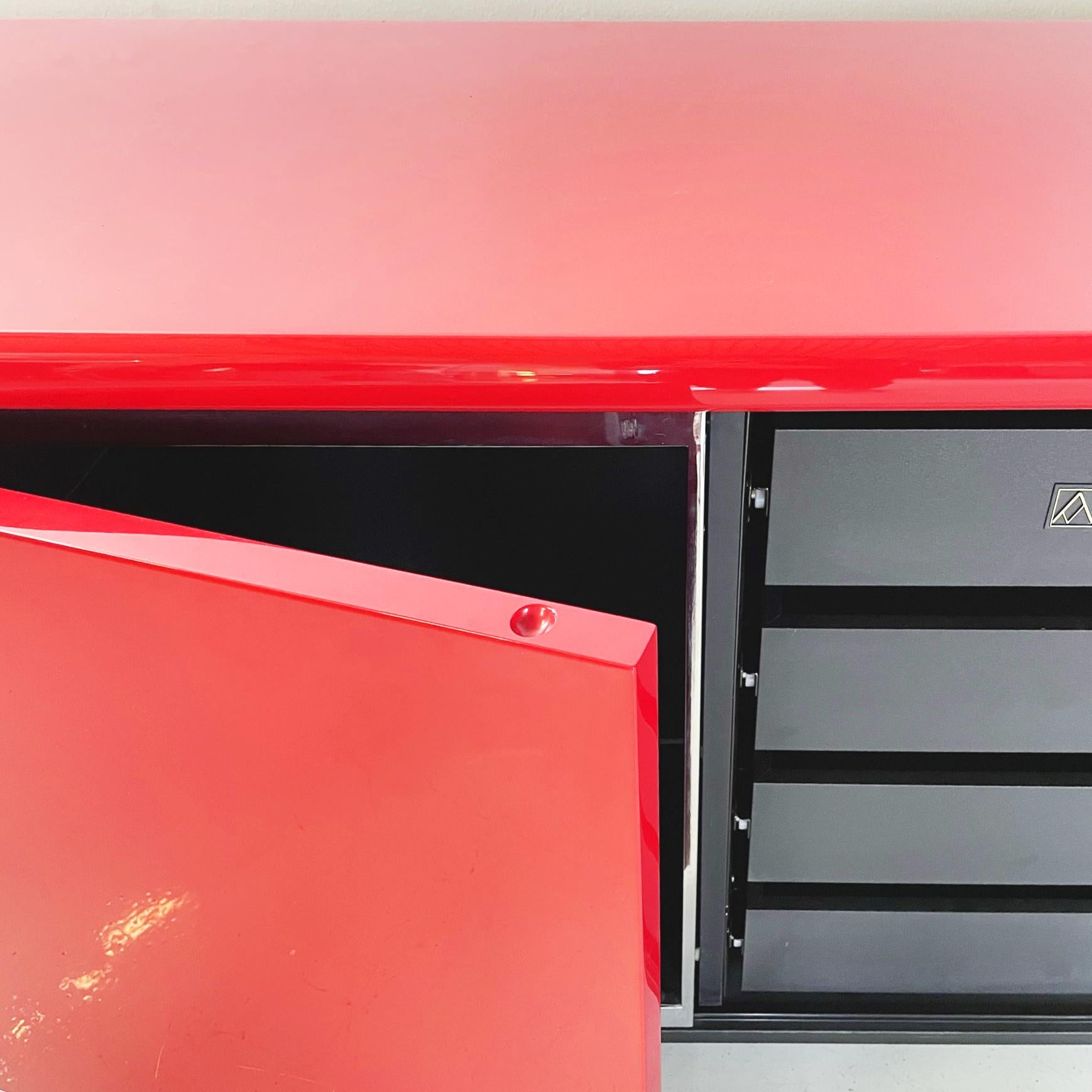 Italienisches modernes rotes Sideboard Sheraton von Stoppino und Acerbis für Acerbis, 1977 im Angebot 4