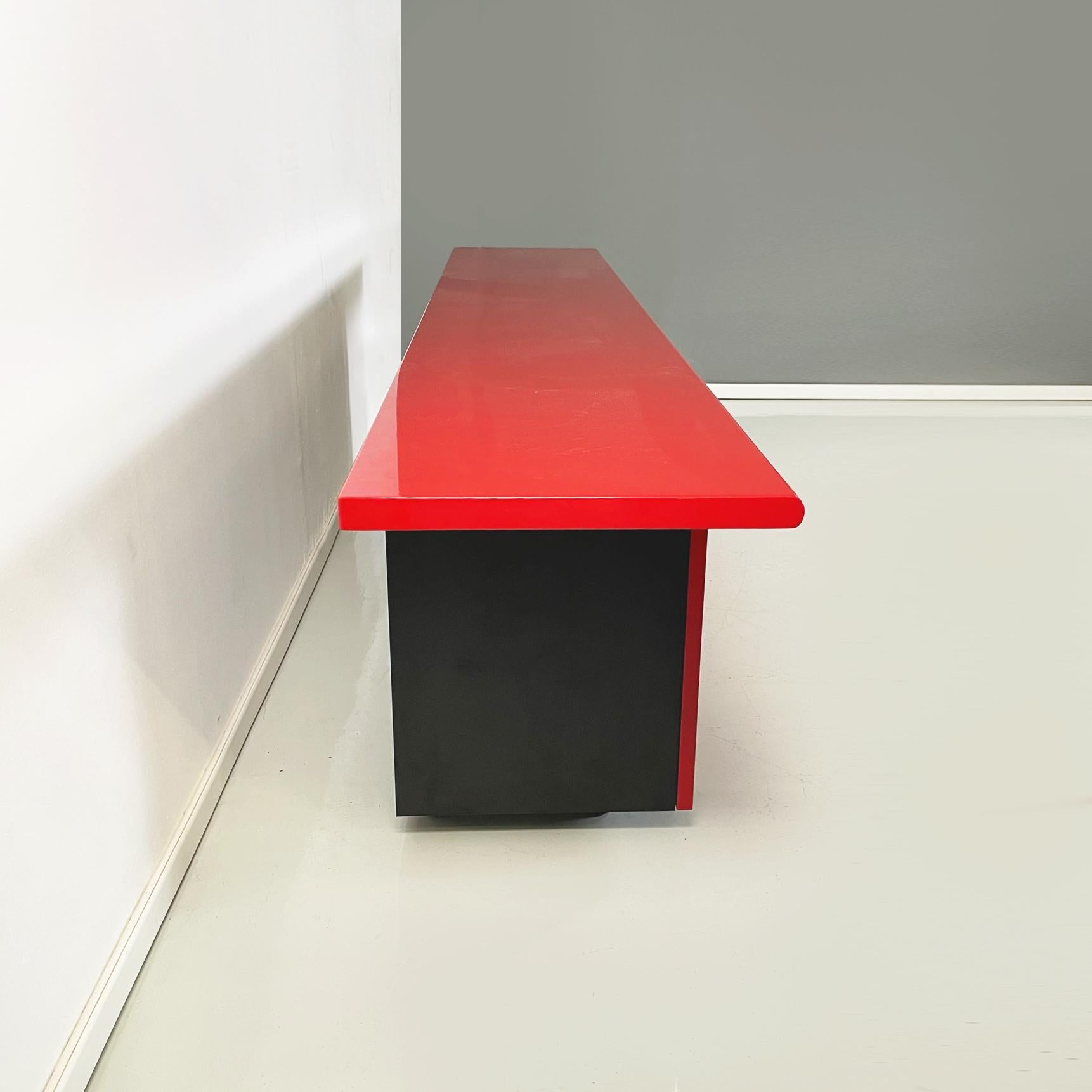 Italian Modern Red Sideboard Sheraton by Stoppino and Acerbis for Acerbis, 1977 For Sale 1