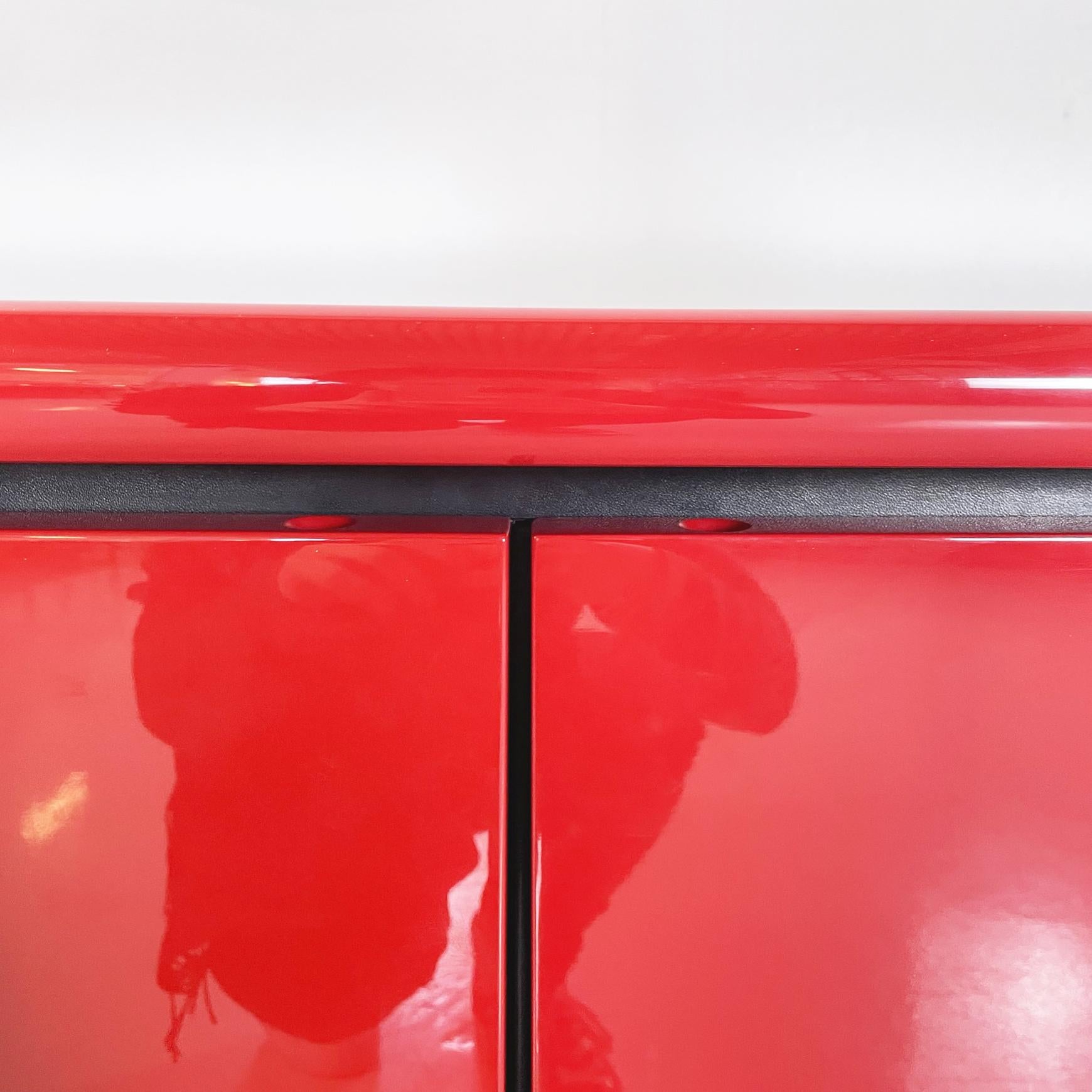 Italian Modern Red Sideboard Sheraton by Stoppino and Acerbis for Acerbis, 1977 For Sale 4