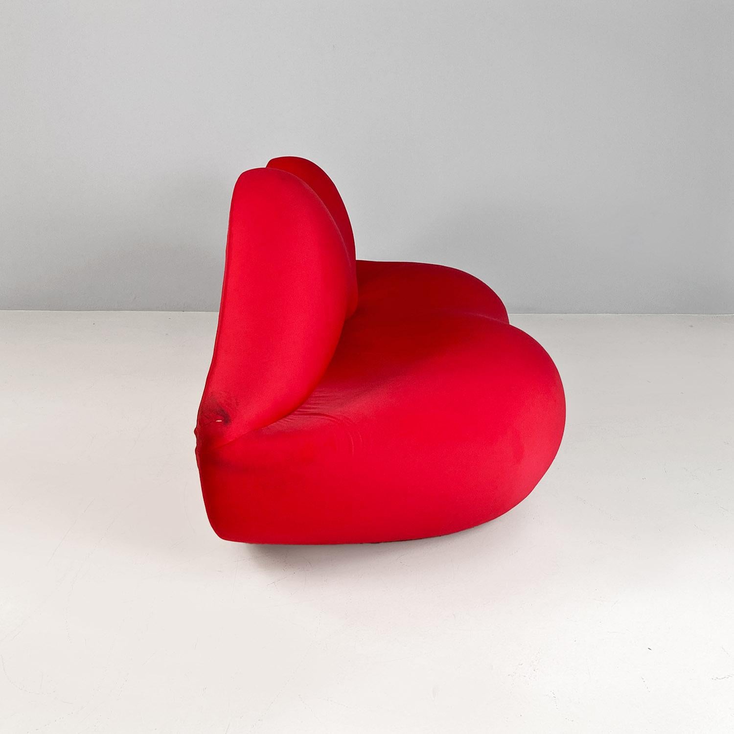 Fabric Italian modern red sofa Bocca by Studio 65 for Gufram, 1970s For Sale