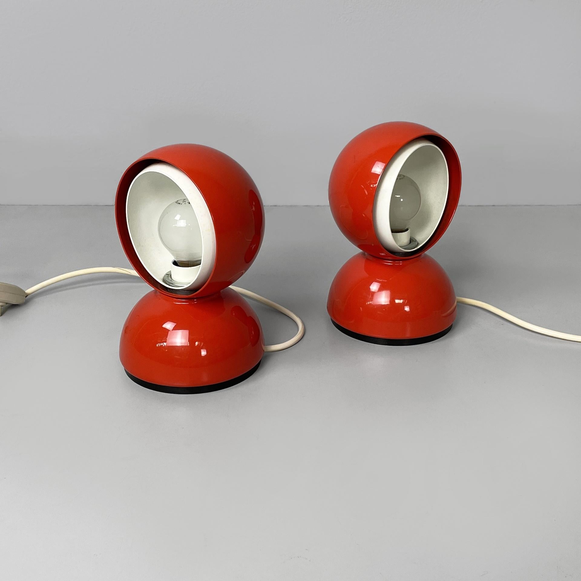 Italienische moderne rote Tischlampen Eclisse von Vico Magistretti für Artemide, 1970er Jahre im Zustand „Gut“ im Angebot in MIlano, IT