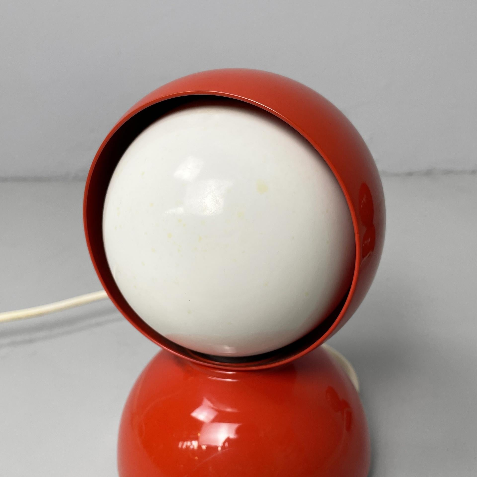 Italienische moderne rote Tischlampen Eclisse von Vico Magistretti für Artemide, 1970er Jahre im Angebot 1