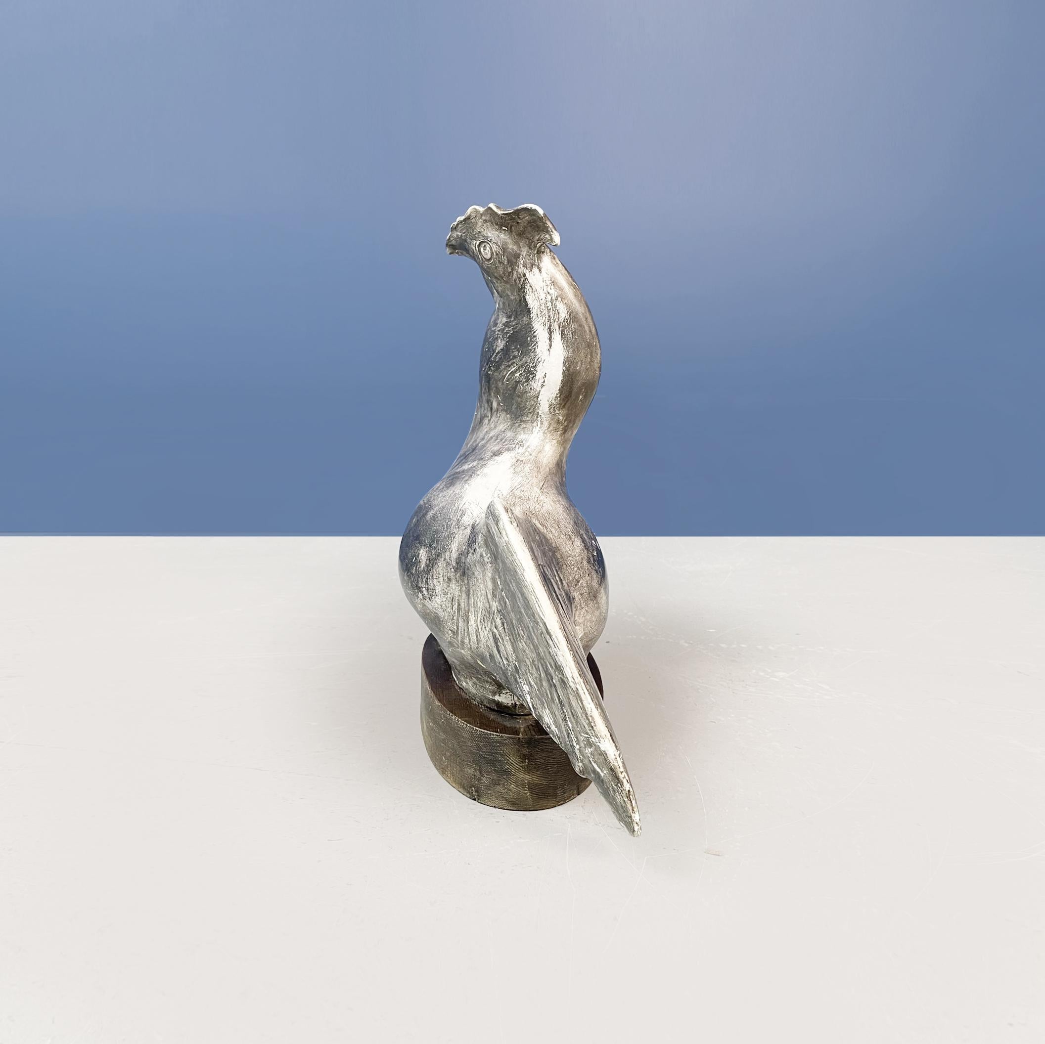 Italian Modern Rooster Statue in Grey Ceramic and Wood, 1980s For Sale 1