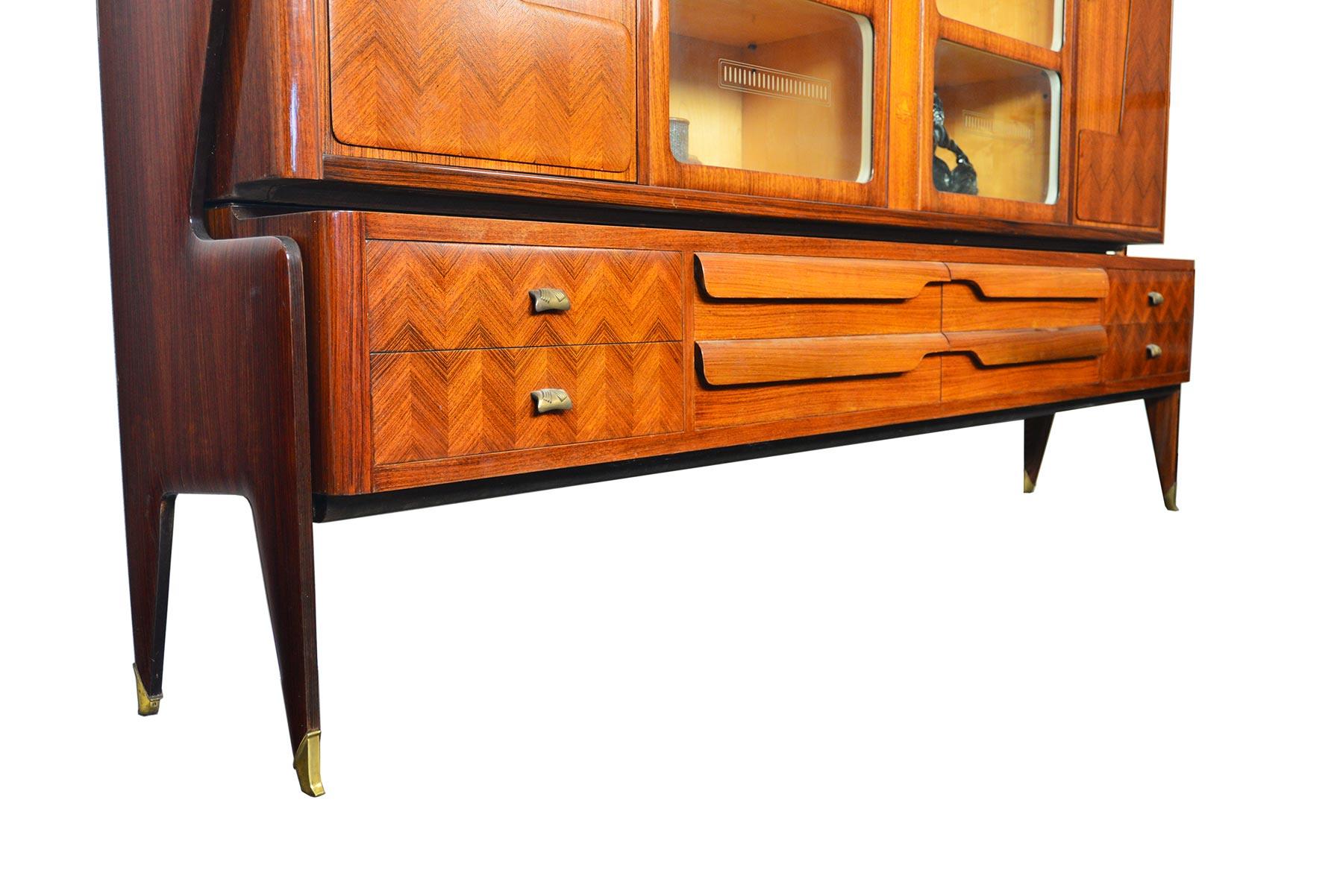 Mid-Century Modern Italian Modern Rosewood Bookcase by Vittorio Dassi For Sale