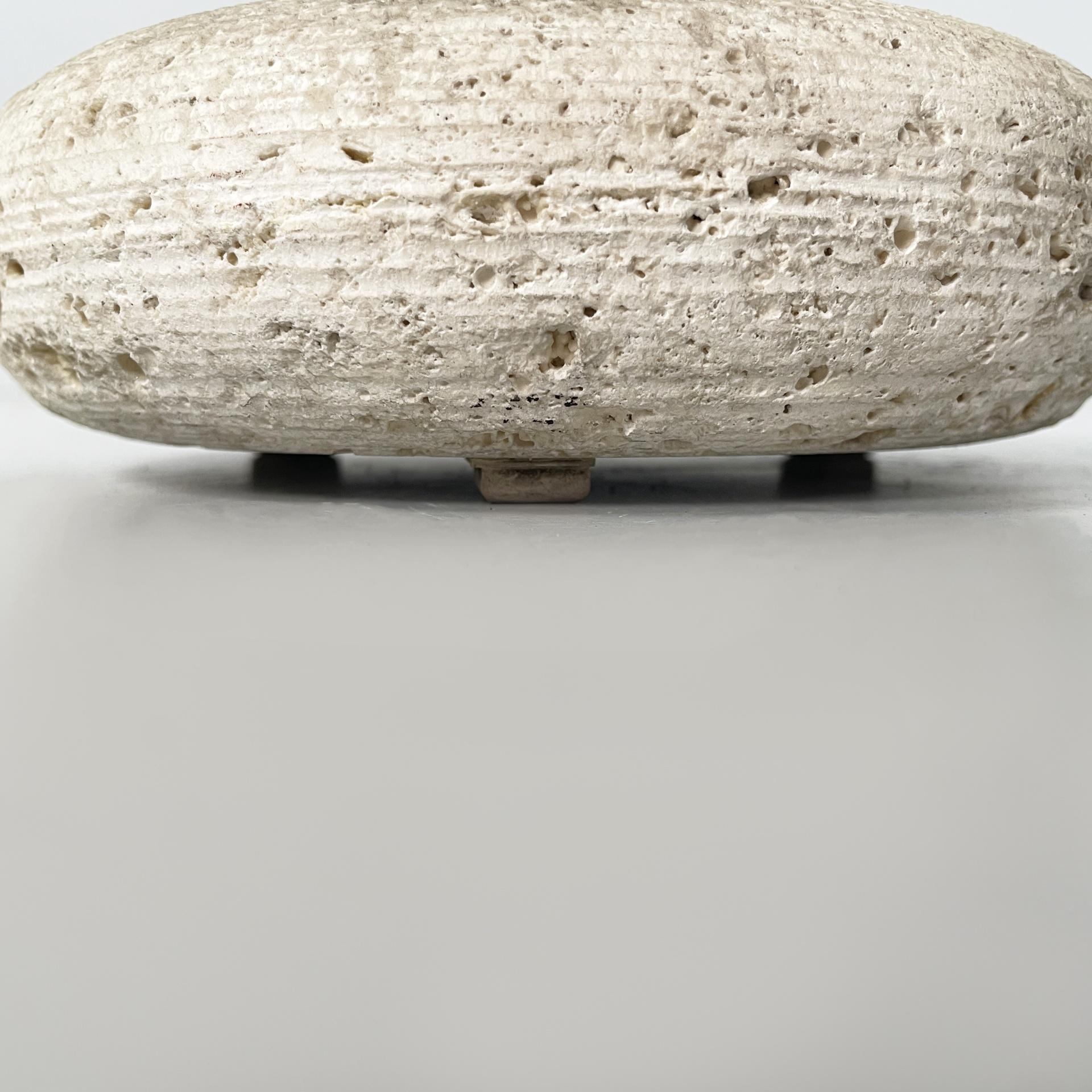 Italian modern round ashtray in travertine, 1970s For Sale 1