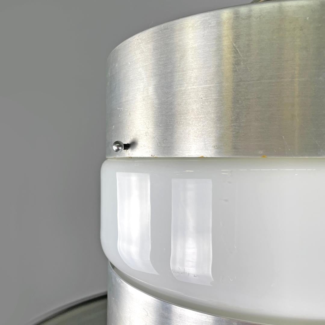 Italian modern round base chandelier in aluminum and white glass band, 1970s For Sale 4
