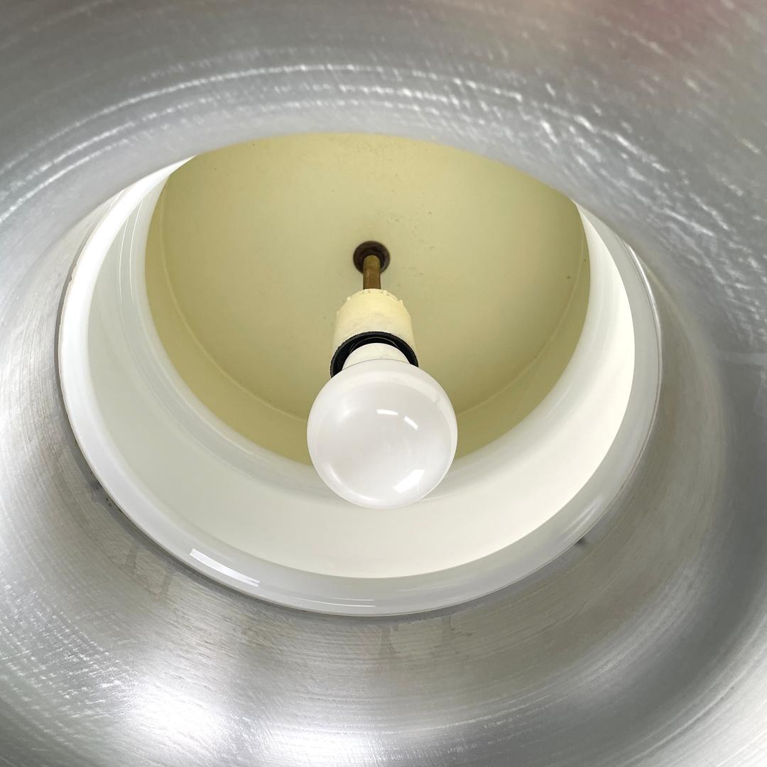Italian modern round base chandelier in aluminum and white glass band, 1970s For Sale 7