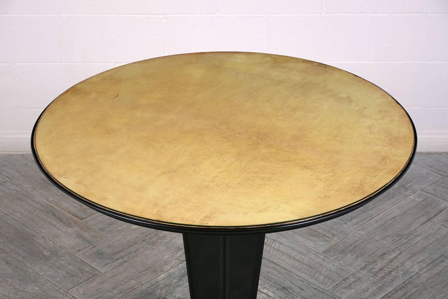 Italian Modern Round Center Table In Excellent Condition In Los Angeles, CA