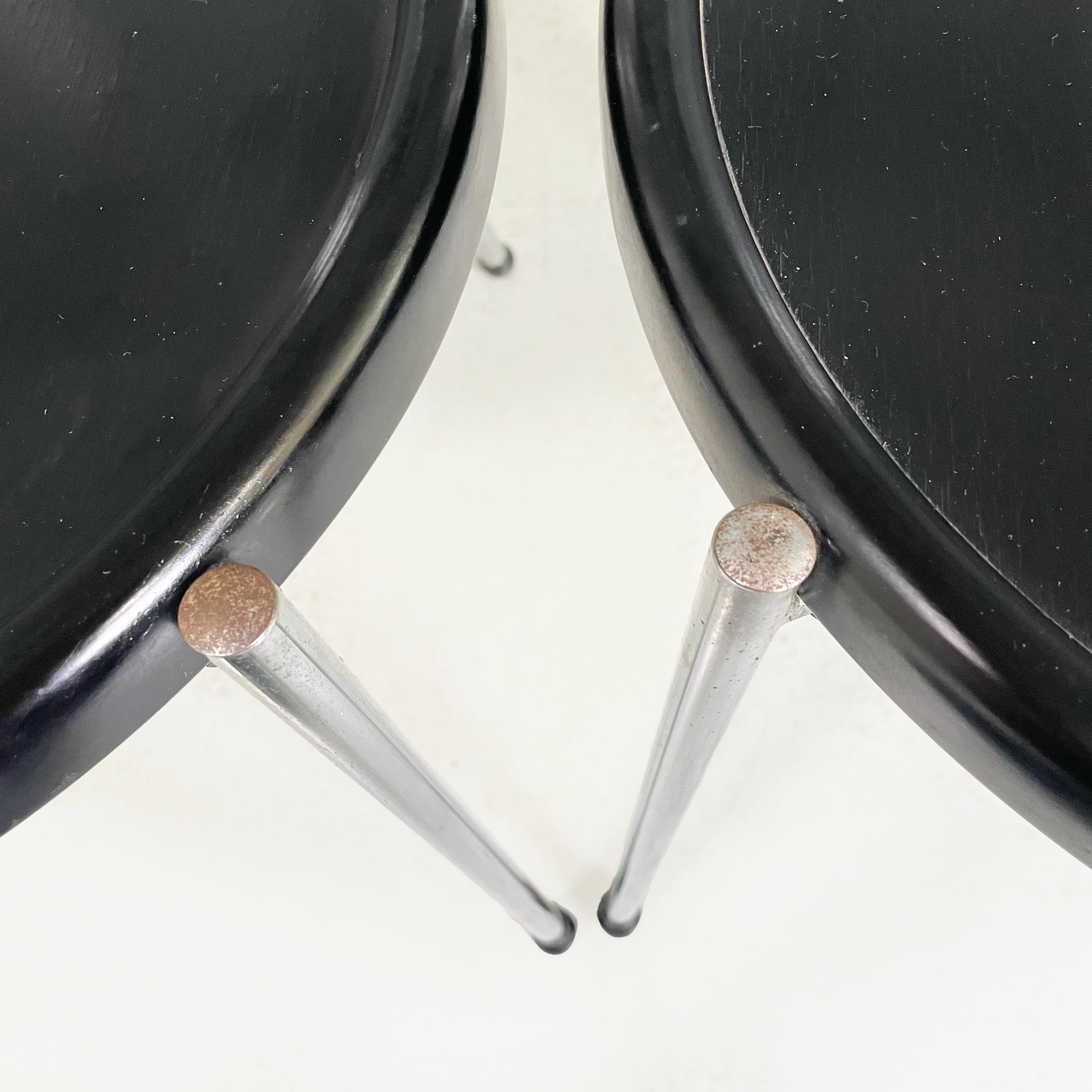 Italian modern round Chairs in black wood and metal rod, 1980s For Sale 6