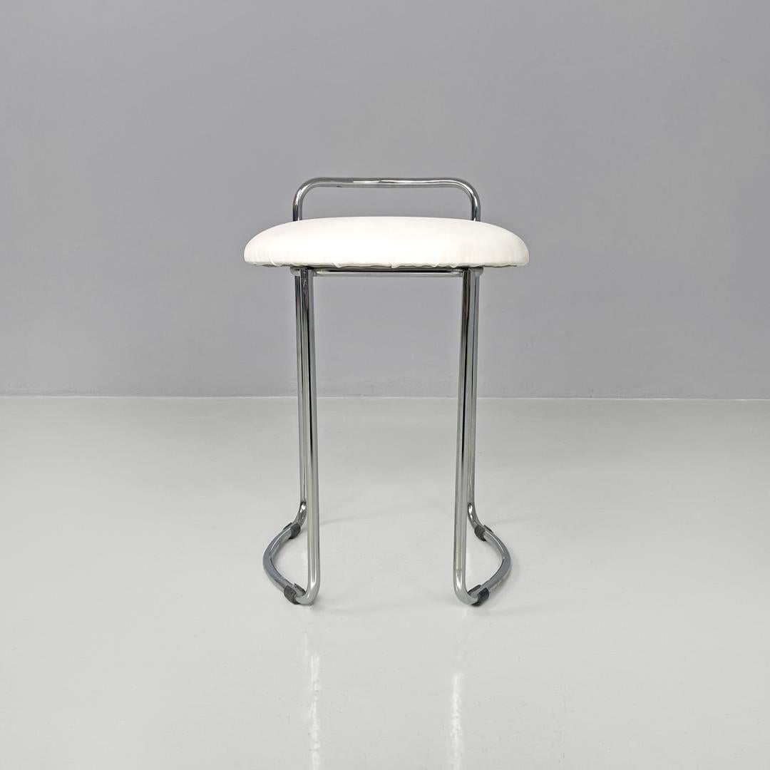 Modern Italian modern round chromed metal stool and white faux leather, 1980s For Sale