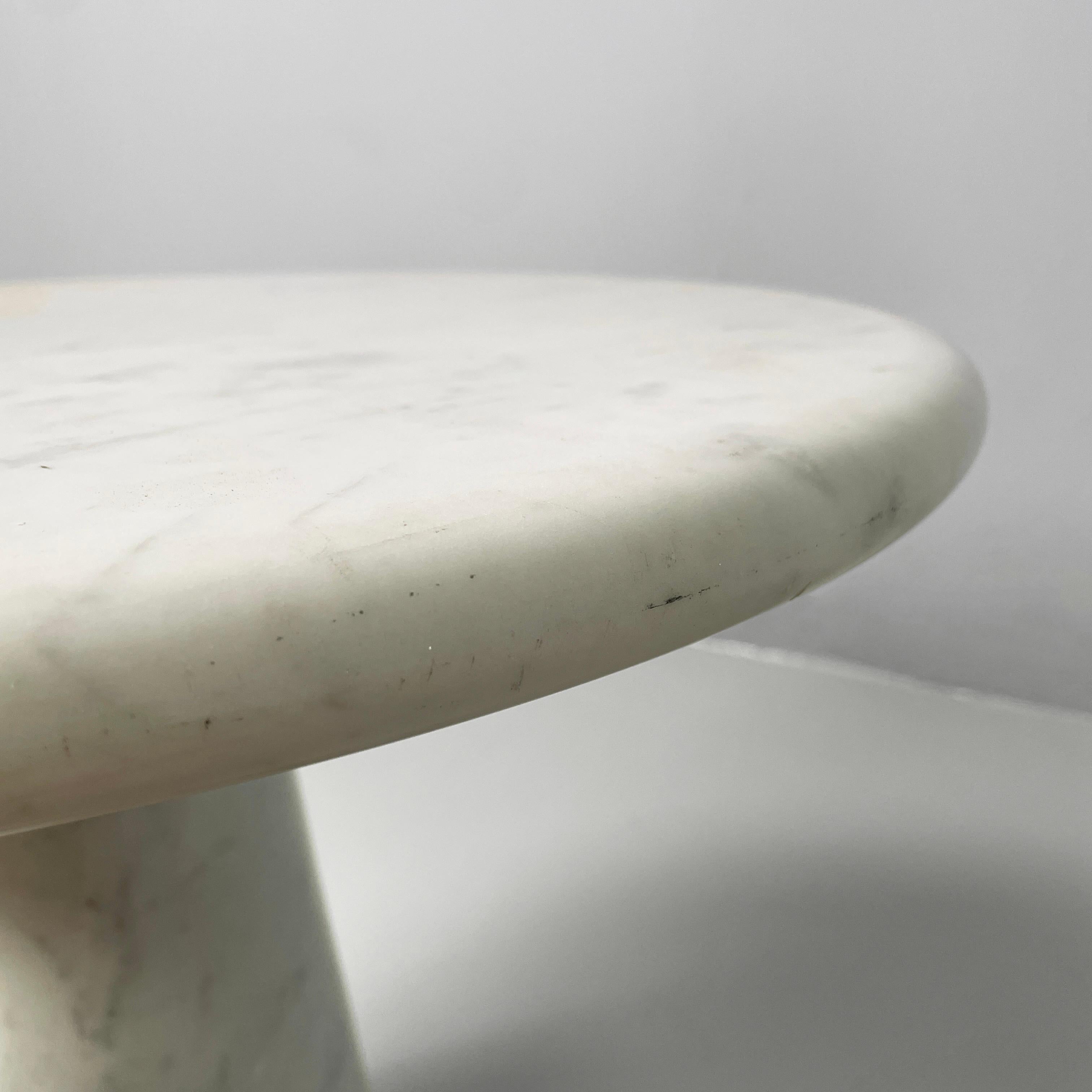 Table basse ronde moderne italienne en marbre, années 1970 en vente 5