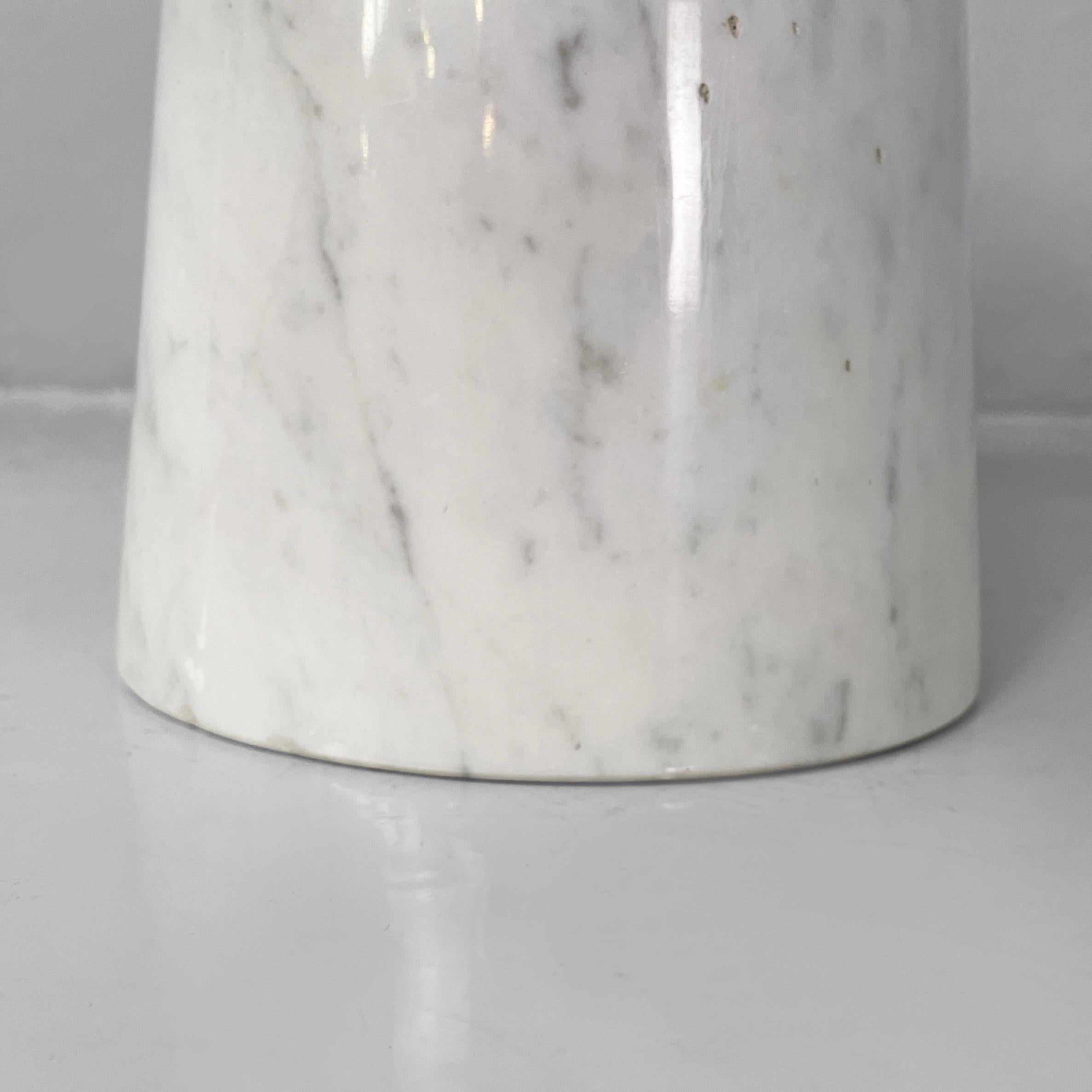 Table basse ronde moderne italienne en marbre, années 1970 en vente 12