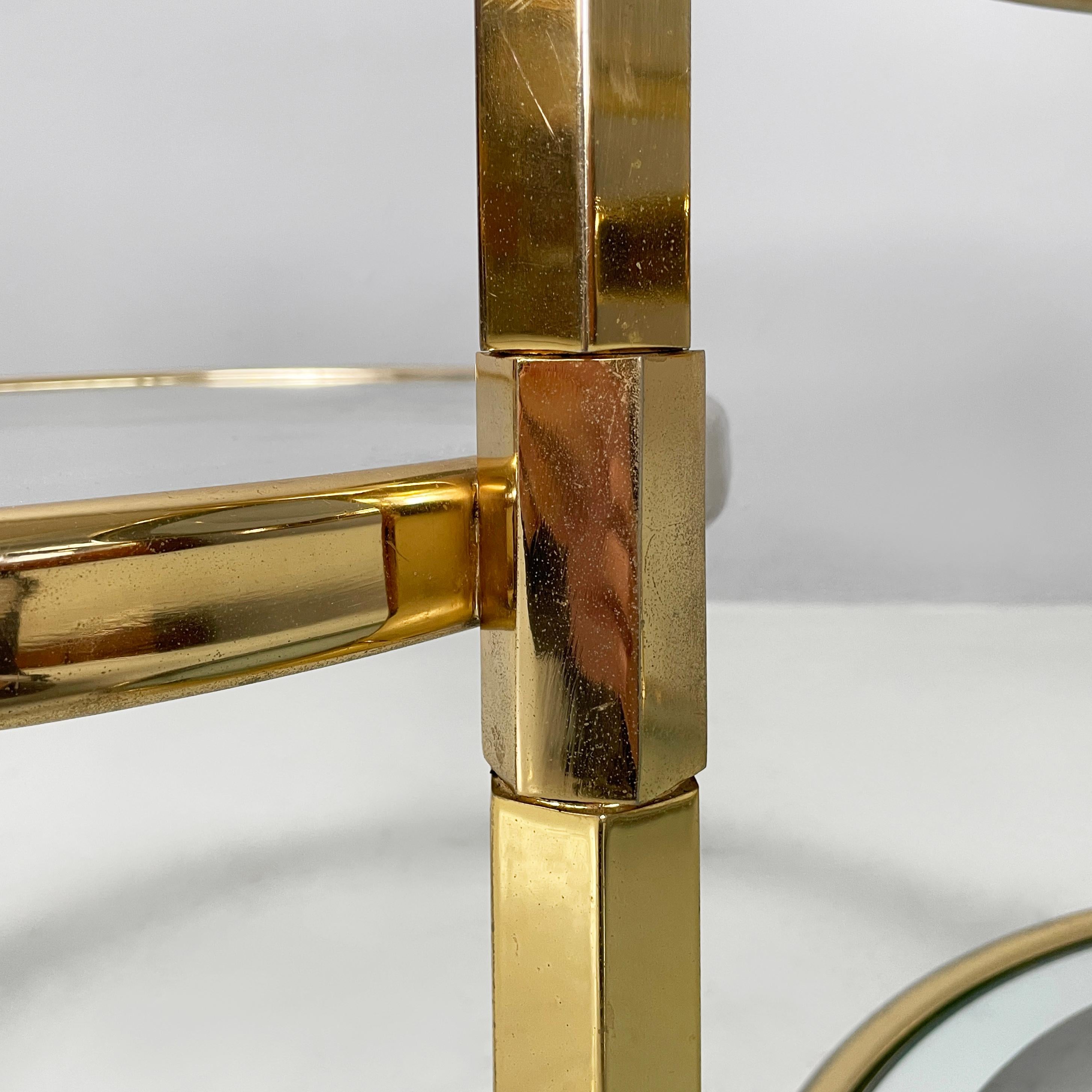 Italian modern round coffee table in brass with 4 adjustable glass tops, 1970s in vendita 5