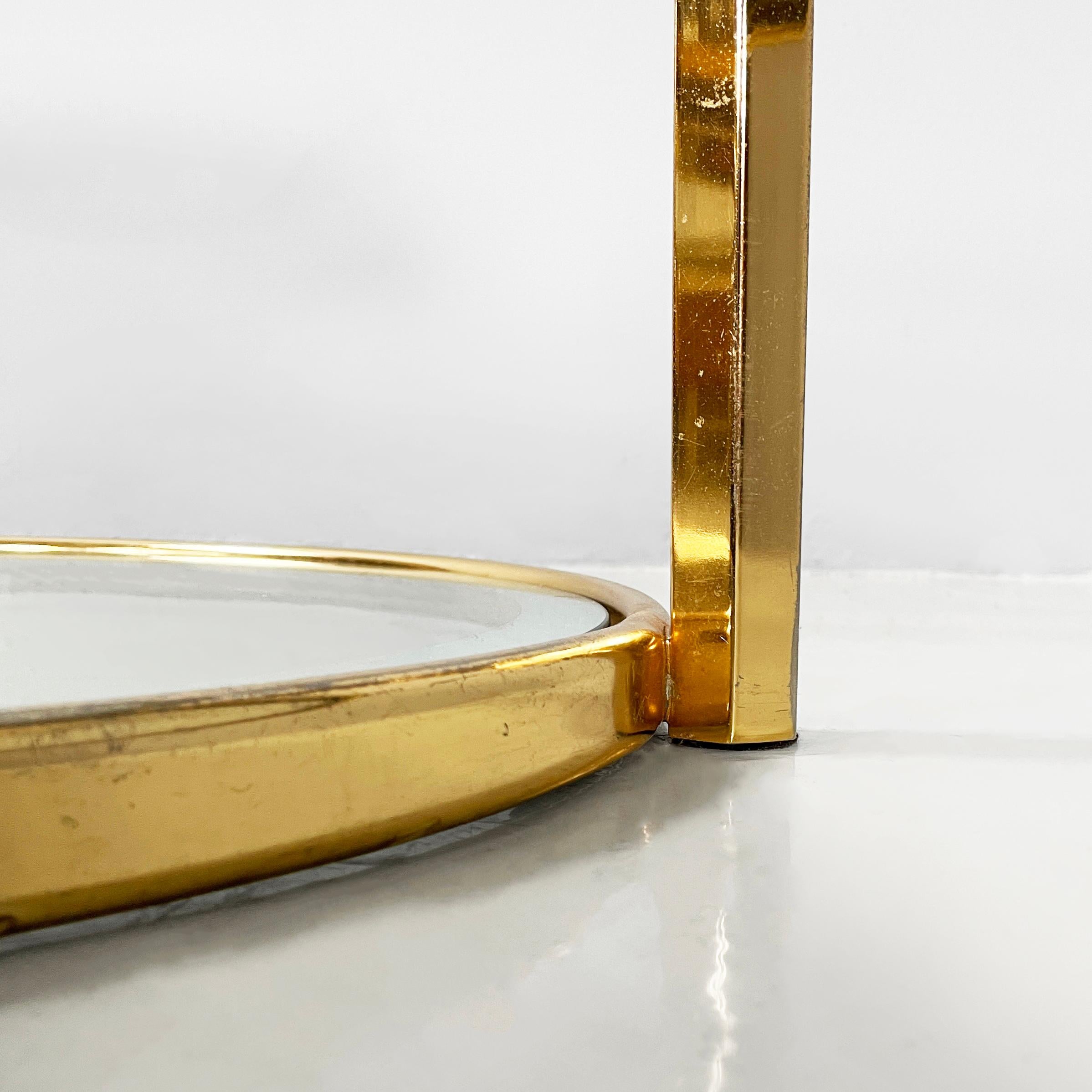 Italian modern round coffee table in brass with 4 adjustable glass tops, 1970s in vendita 13