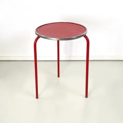 Italian modern round coffee table in red metal, 1980s