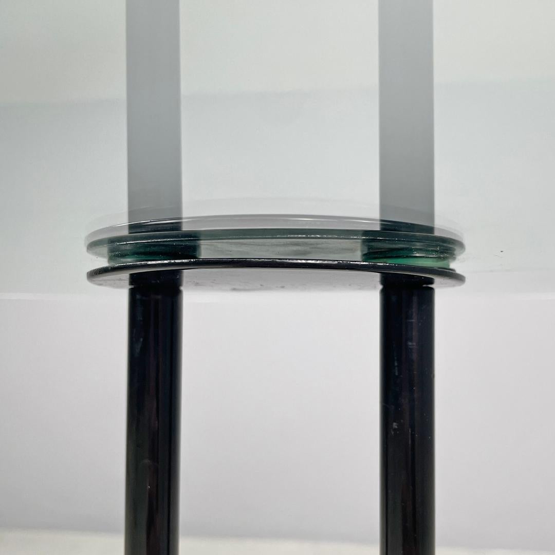 Metallo Tavolino moderno italiano con piano in vetro e base in marmo nero, anni '80 in vendita